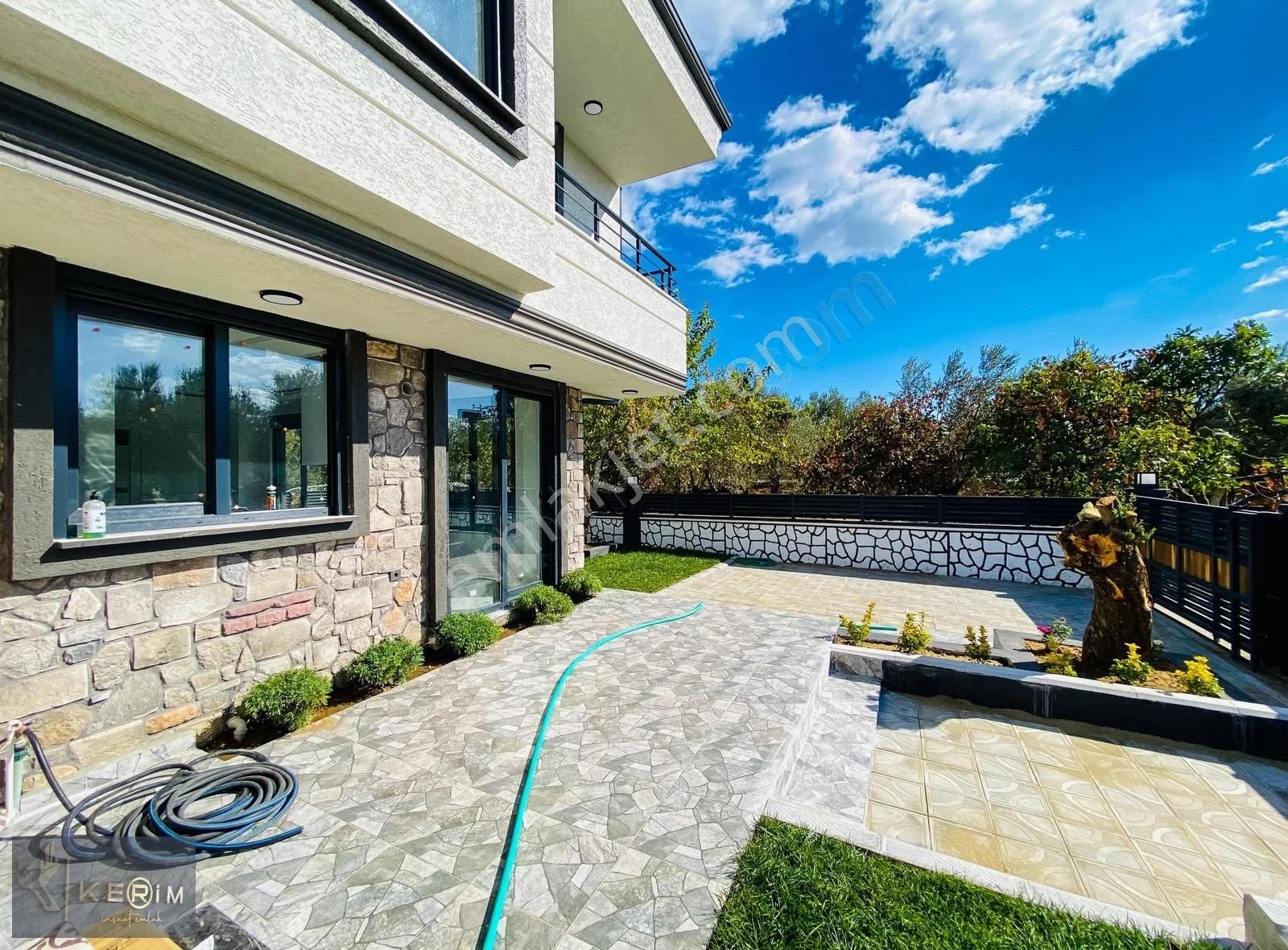 ✅ Küçükkuyu Satılık Denize Yakın 3+1 Bahçeli Sıfır Villa - Görsel 20