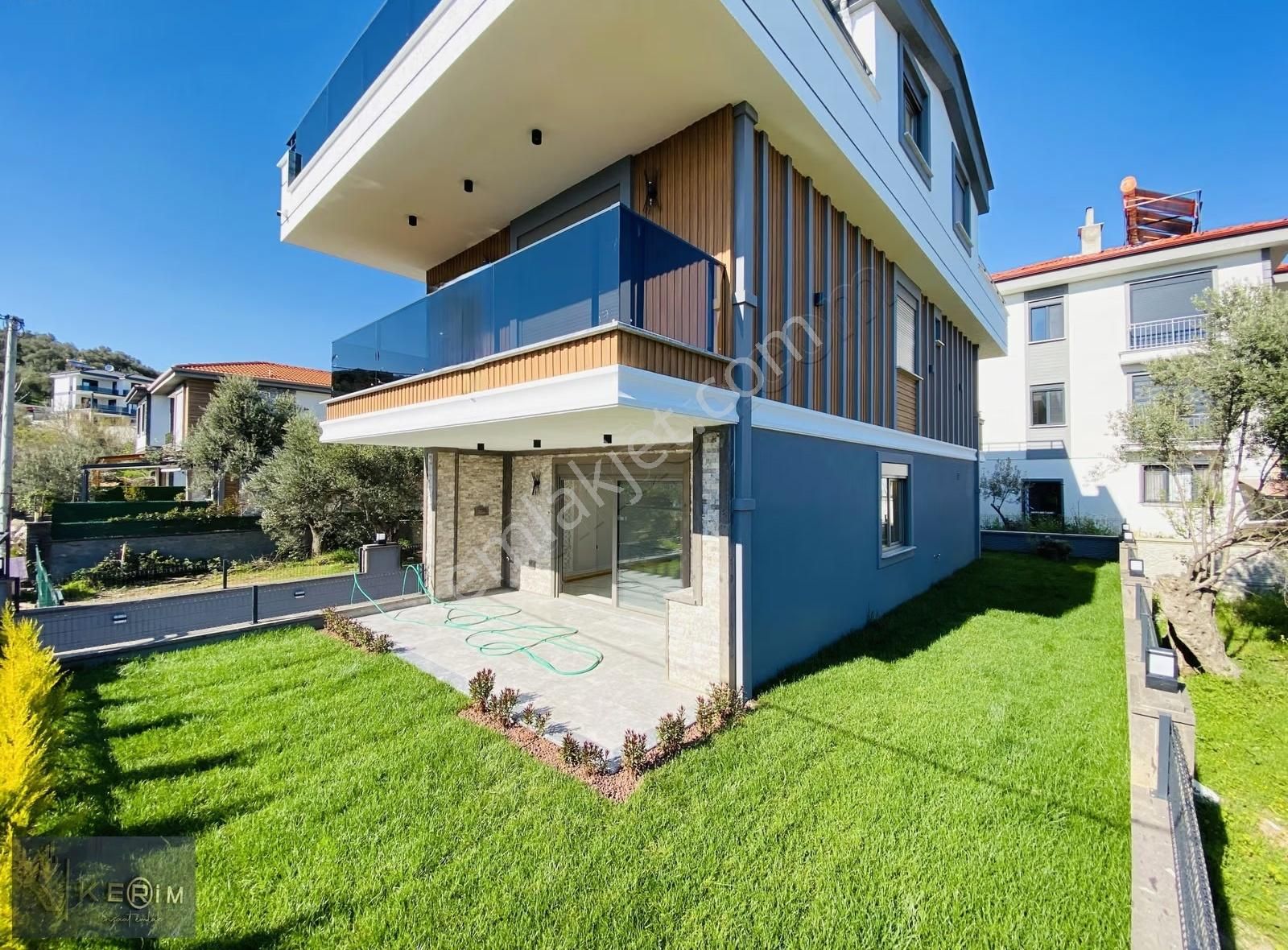 ✅ Altınoluk Satılık Denize 2 Dk 5+1 Sıfır Müstakil Villa