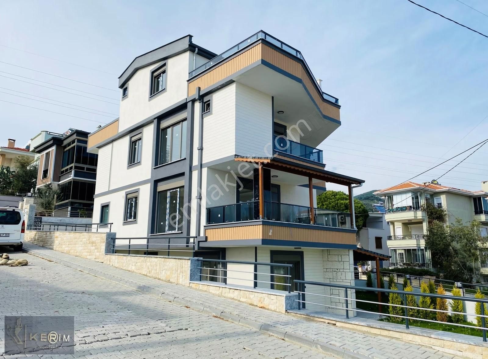 Altınoluk Satılık 4+2 Deniz M. Müstakil Bahçeli Sıfır Lüks Villa - Görsel 14