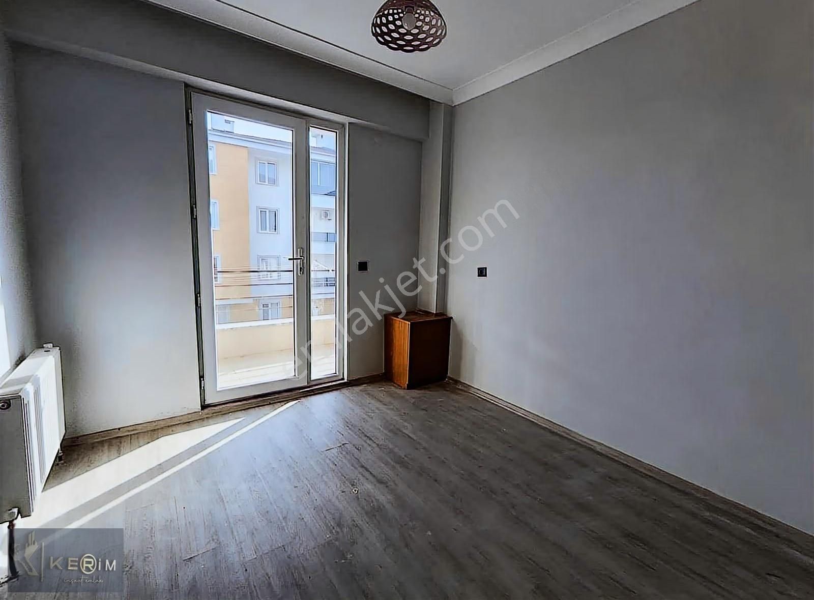 Kerim'den Kiralık Ayvacık'da 2+1 Asansörlü Kombili Daire - Görsel 3