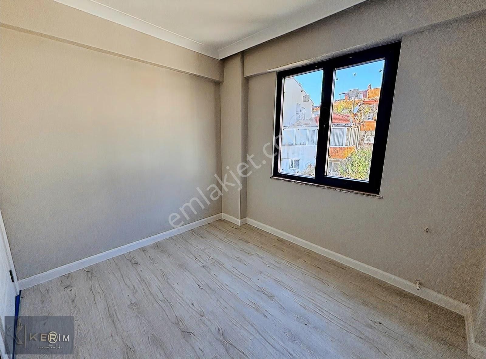 Kerim'den Küçükkuyu Merkez'de Deniz Manzaralı 1+1 Satılık Daire - Görsel 18
