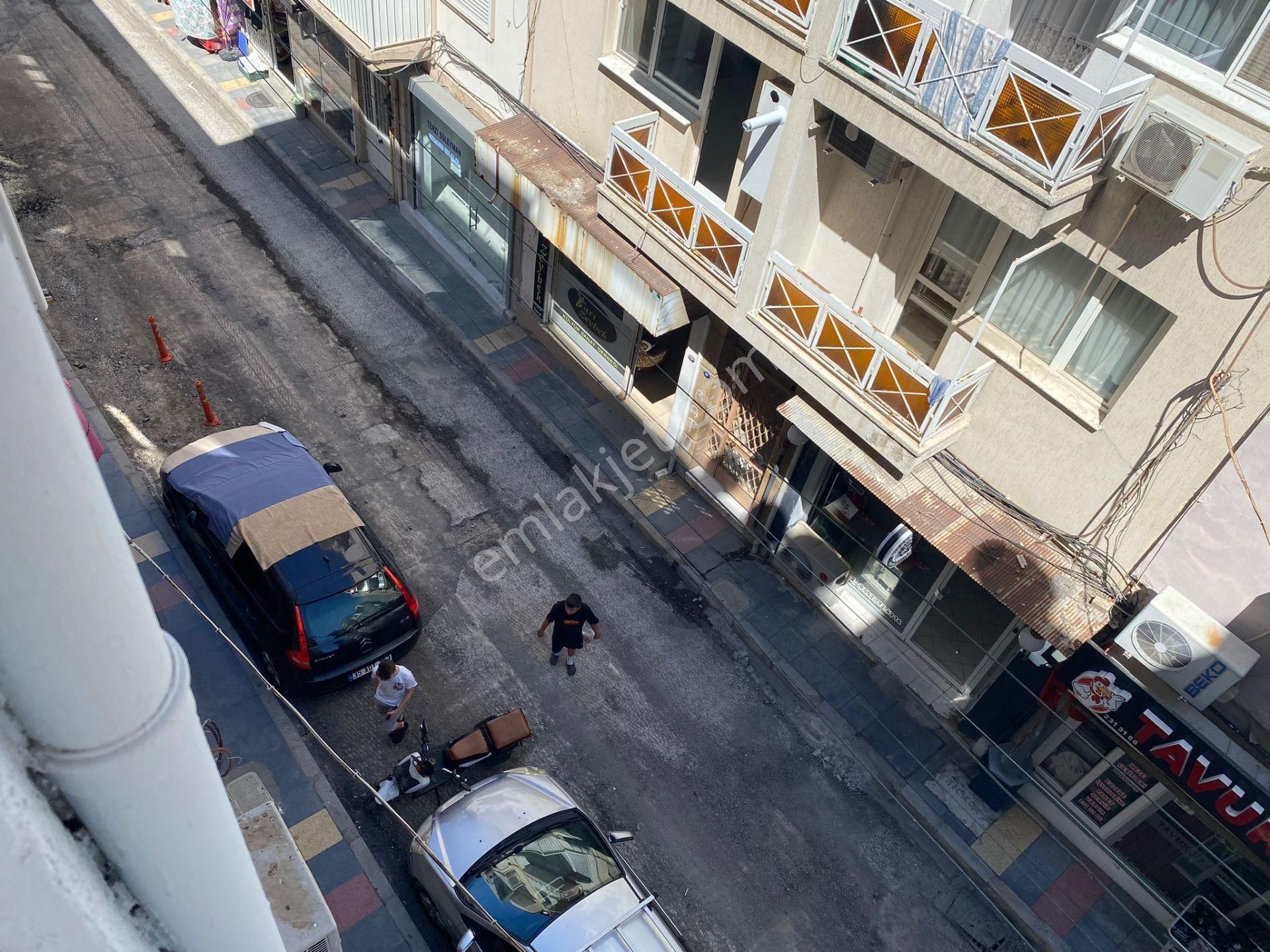 İnö Cad Pazaryeri Metro Yakını Ful Bakımlı - Görsel 25