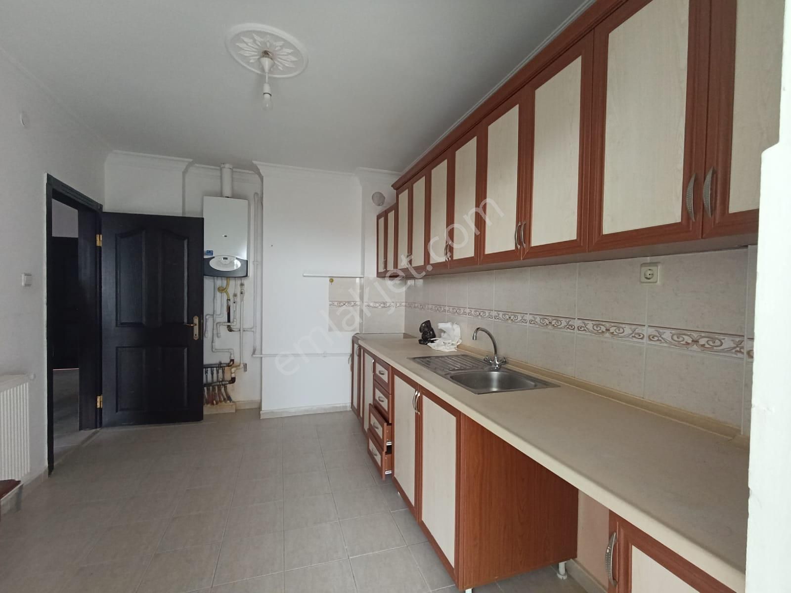 Pursaklarda 3+1 Çift Asansörlü Güney Cephe - Görsel 27