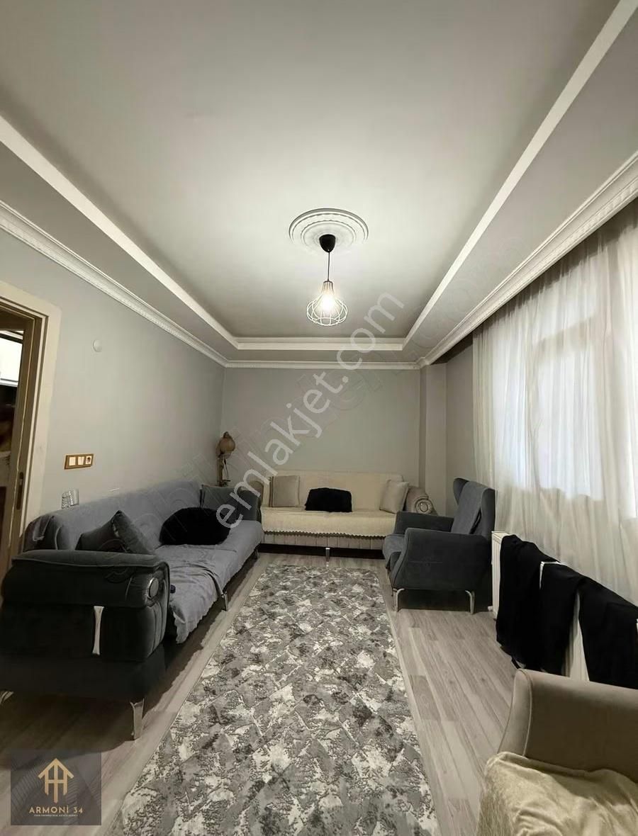 Metrobüse 10 Dk Yürüme Mesafesinde Giriş Gibi Fırsat Daire