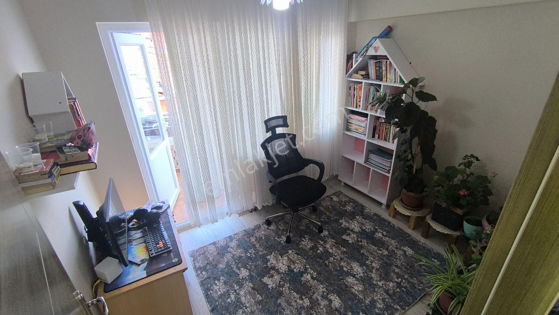 Yılmaz Gayrimenkulden Kacırılmayacak Teras Asansorlü 5+1 Fırsat Dairesi - Görsel 35