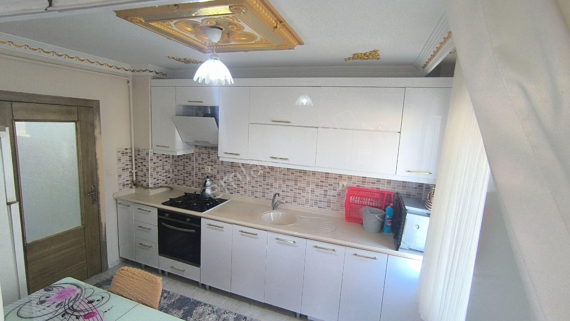 Yılmaz Gayrimenkulden Kacırılmayacak Teras Asansorlü 5+1 Fırsat Dairesi - Görsel 12