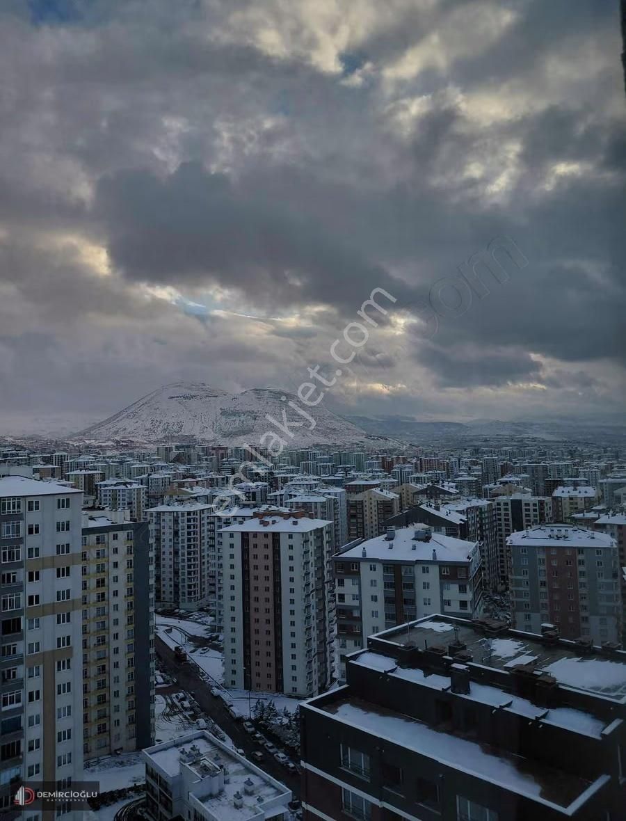 Son Kat Severlere Özel / 155m2 / Manzaralı / Full Yapılı Daire - Görsel 11