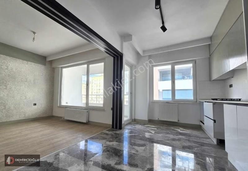 Arven Kalitesinde / Sıfır /bölgenin En Lüks Dairesi - Görsel 13