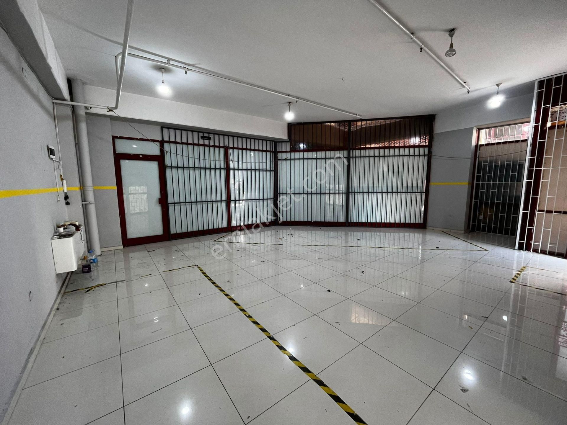 Em-of Emlak'tan Kdv Avantajlı Yükleme Katında Kiralık İş Yeri - Görsel 5