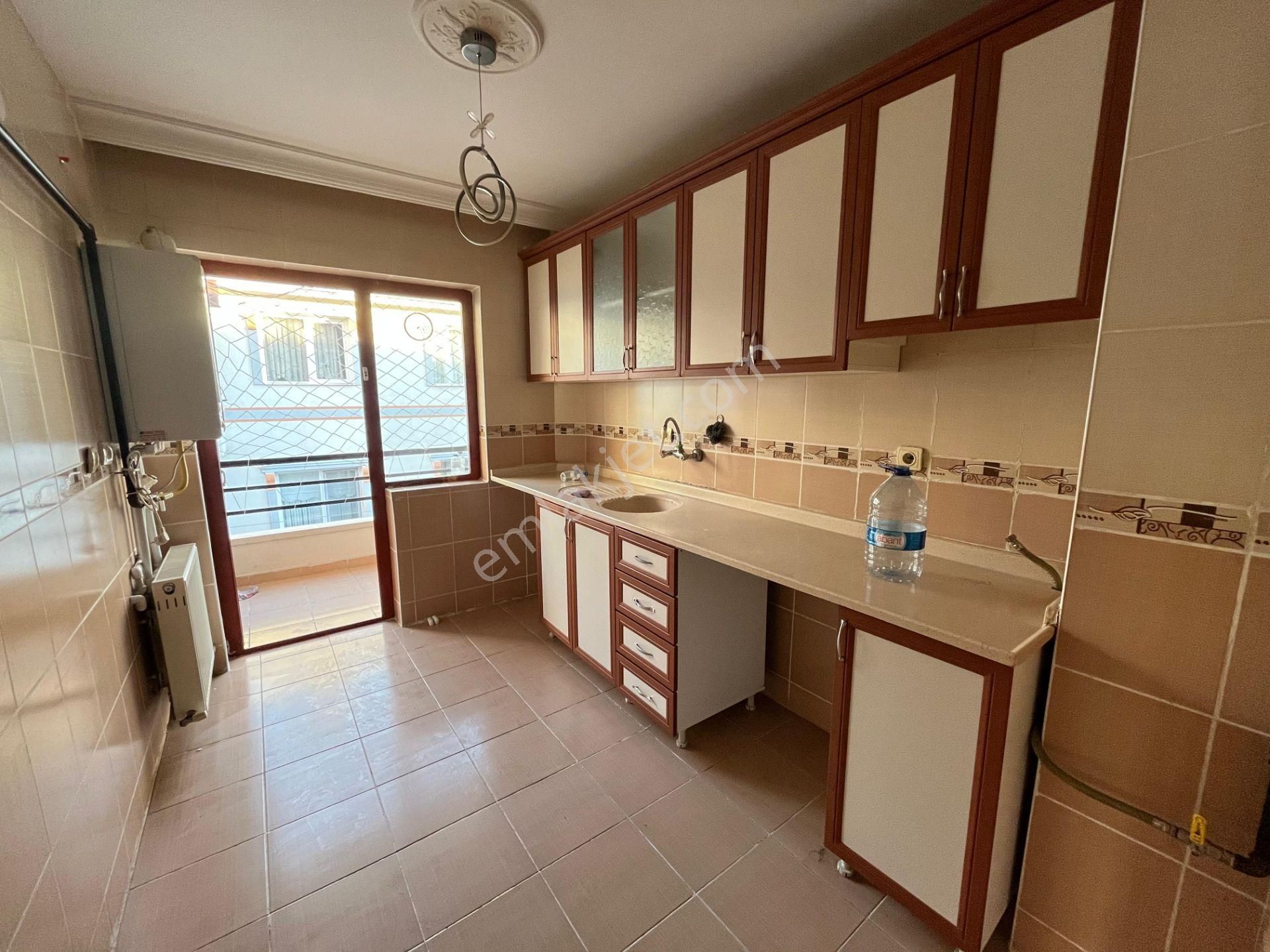 Bağlumda Asansörlü Katta 3+1 - Görsel 2