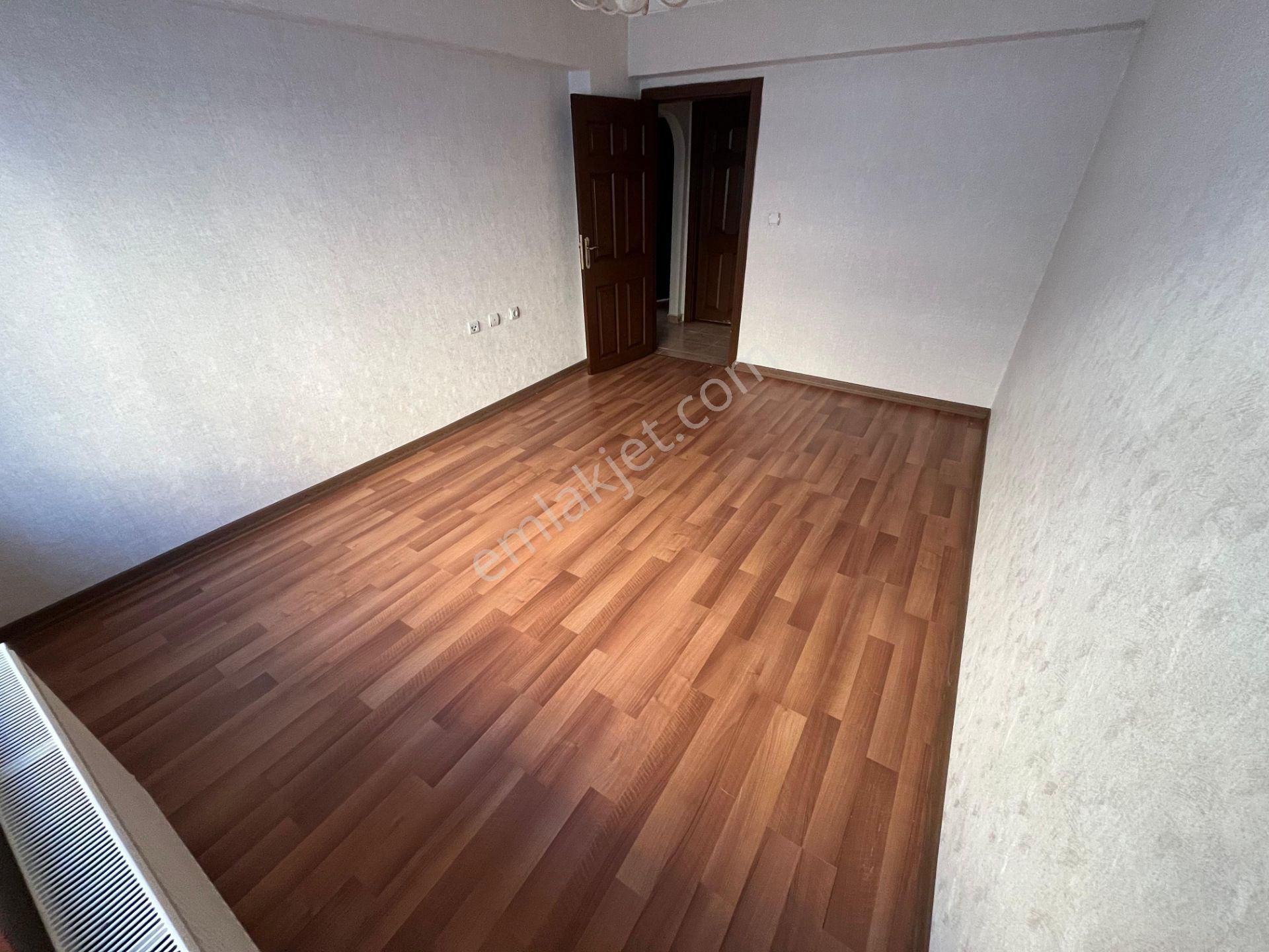 Bağlumda Asansörlü Katta 3+1