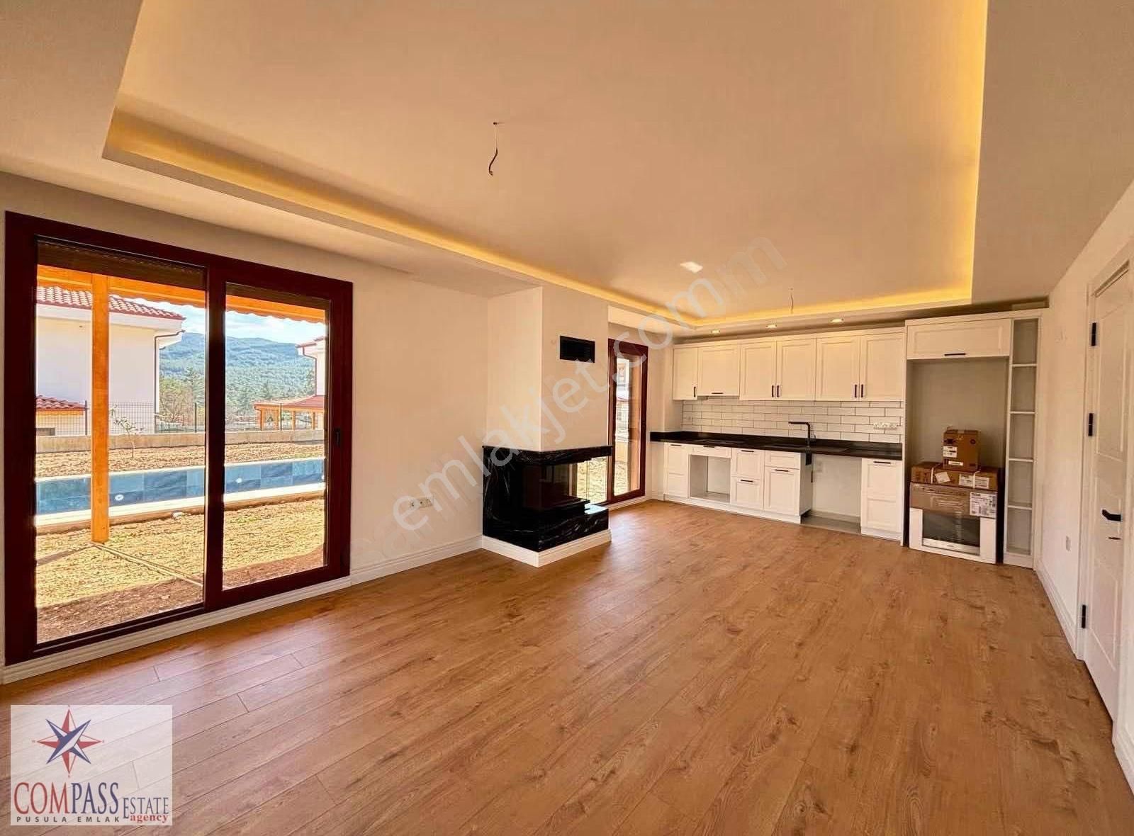 Marmarise Çok Yakın Köyde Satılık Müstakil Villa - Görsel 10