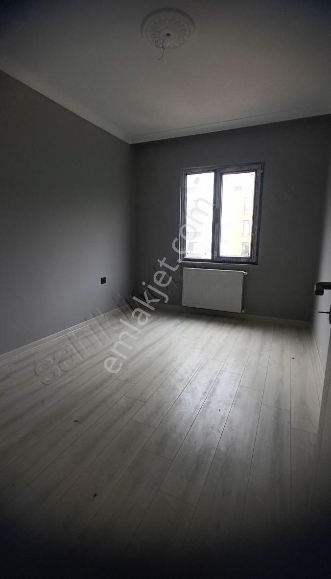 Akçaabat Yaylacık Mahallesinde Satılık Doğalgazlı Asansörlü Dair - Görsel 16