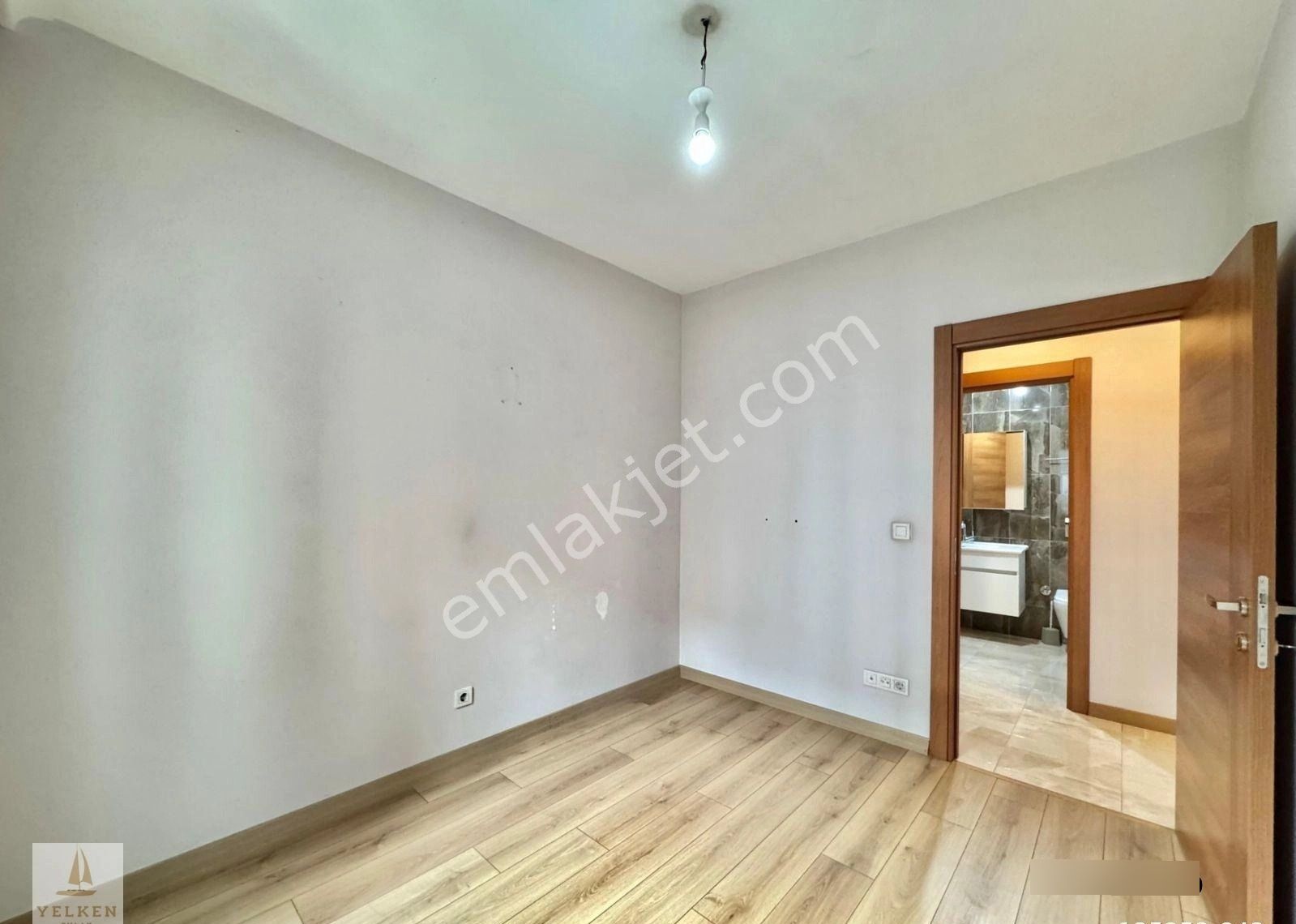 Suadiye'de Bağdat'a Ve Marmaray'a Yakın 3+1 Balkonlu - Görsel 22