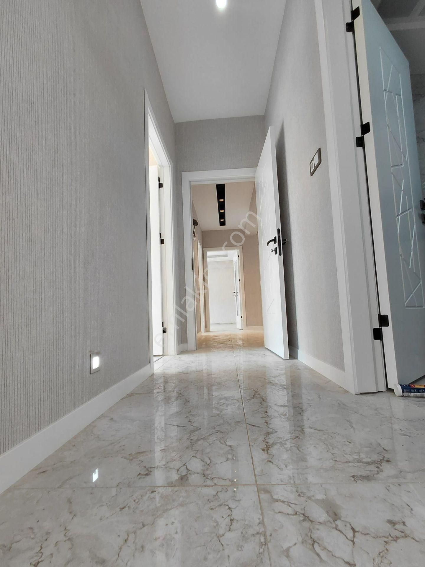 Emrah Çiftci'den Selçuklu Sancak Mahallesi Veysel Karani Caddesi Yanı Satılık 3+1 Lüks Daireler - Görsel 11