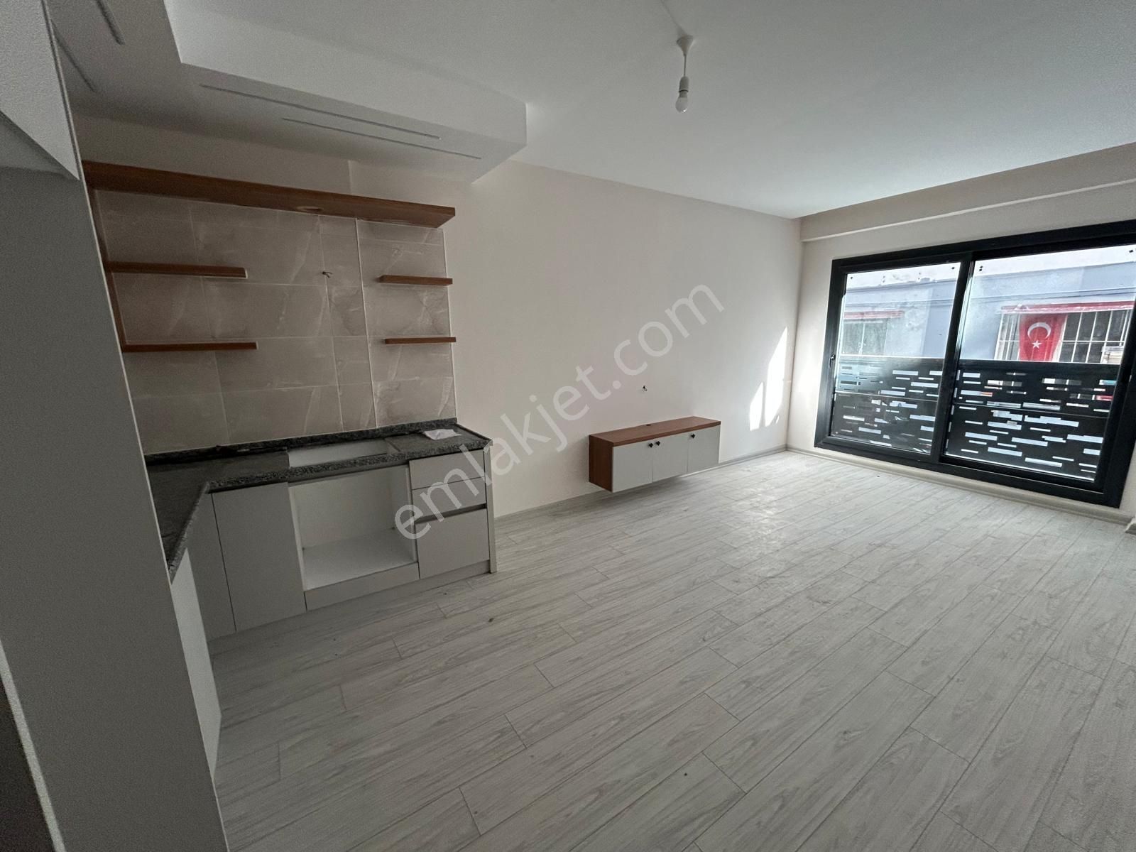 Kuşadası Merkezde Sıfır, Yerden Isıtmalı 2+1 Daire - Görsel 6