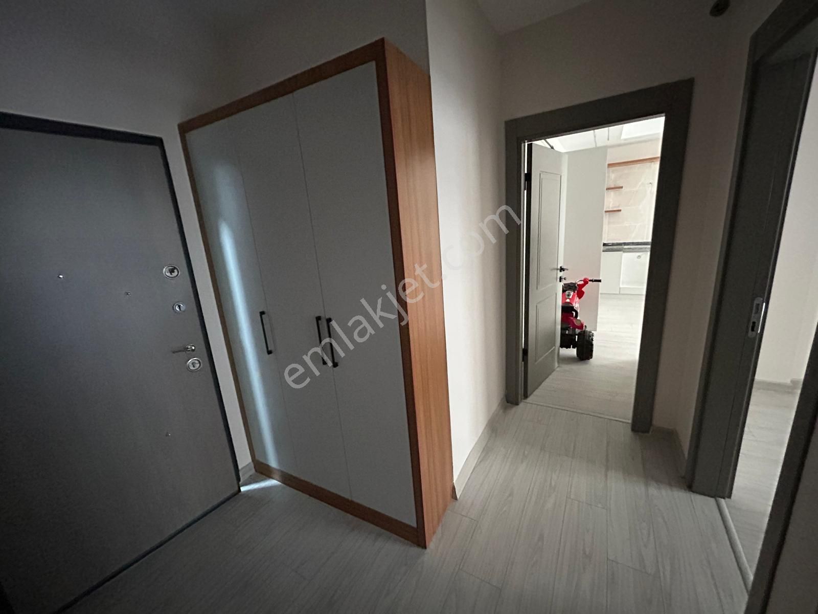 Kuşadası Merkezde Sıfır, Yerden Isıtmalı 2+1 Daire - Görsel 13