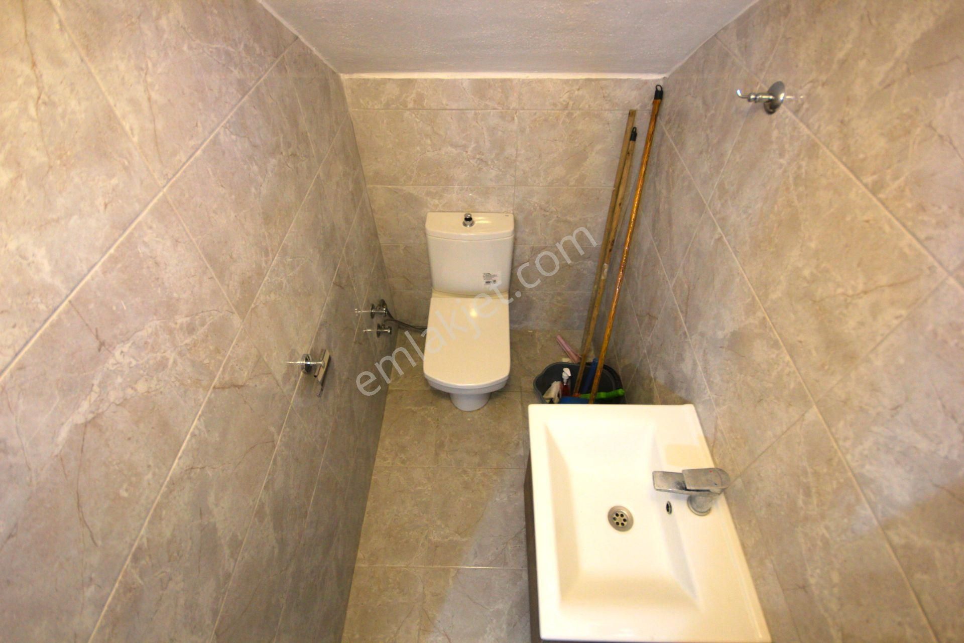 Aktiften Pelitköyde En Nezih Muhitinde Lüks 6+2 Manzaralı Satılık Villa - Görsel 20