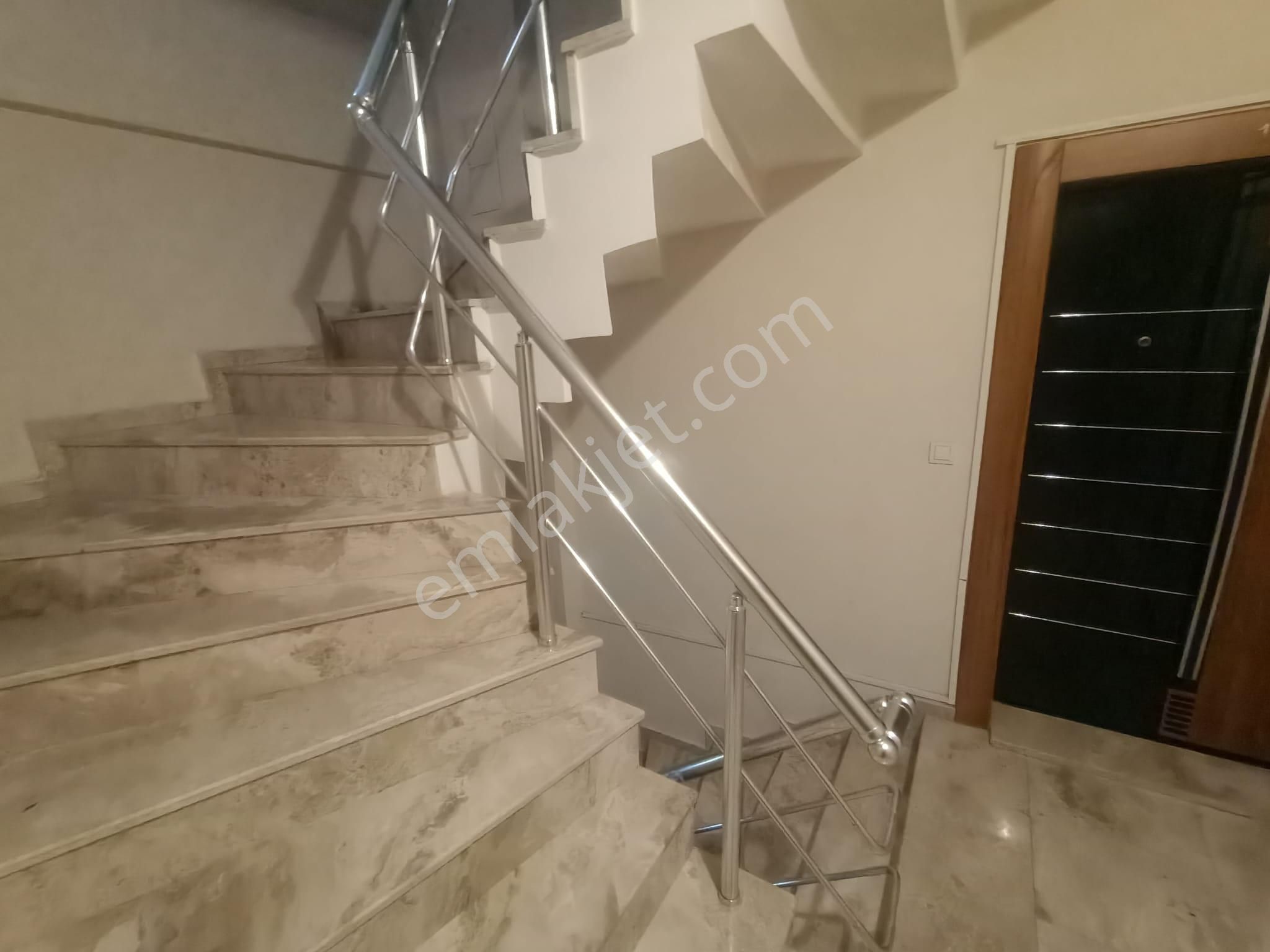 Yeni Girne Caddesi Yakını 2+1 Doğalgazlı Bakımlı Daire - Görsel 20