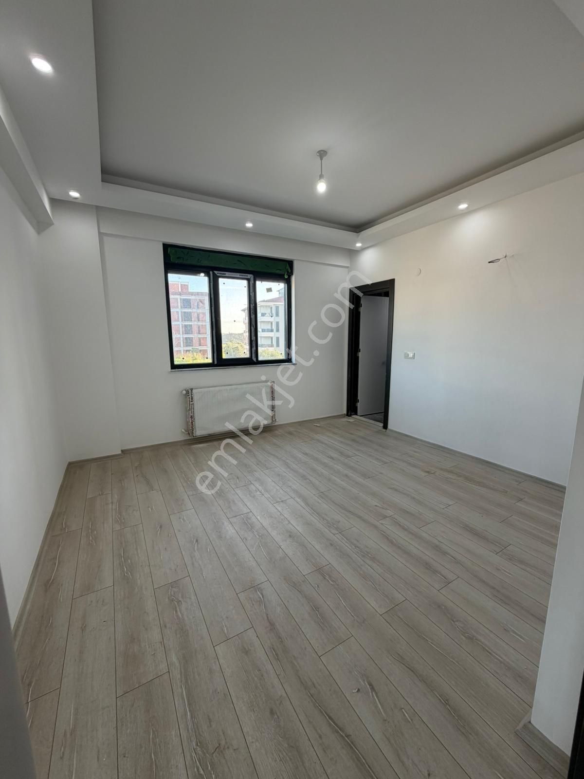 Gedik Mahallesinde Doğalgazlı 3+1 Site İçinde Kiralık Daire - Görsel 11