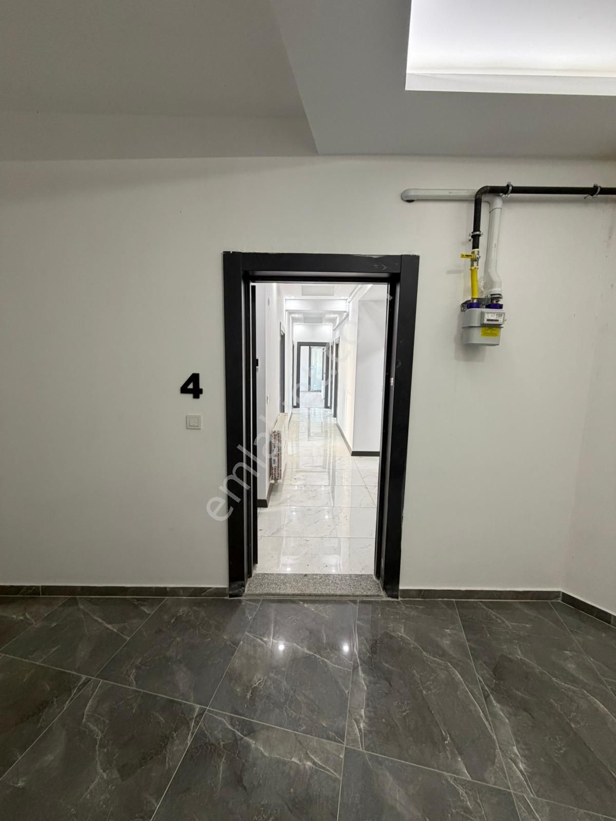 Gedik Mahallesinde Doğalgazlı 3+1 Site İçinde Kiralık Daire - Görsel 22