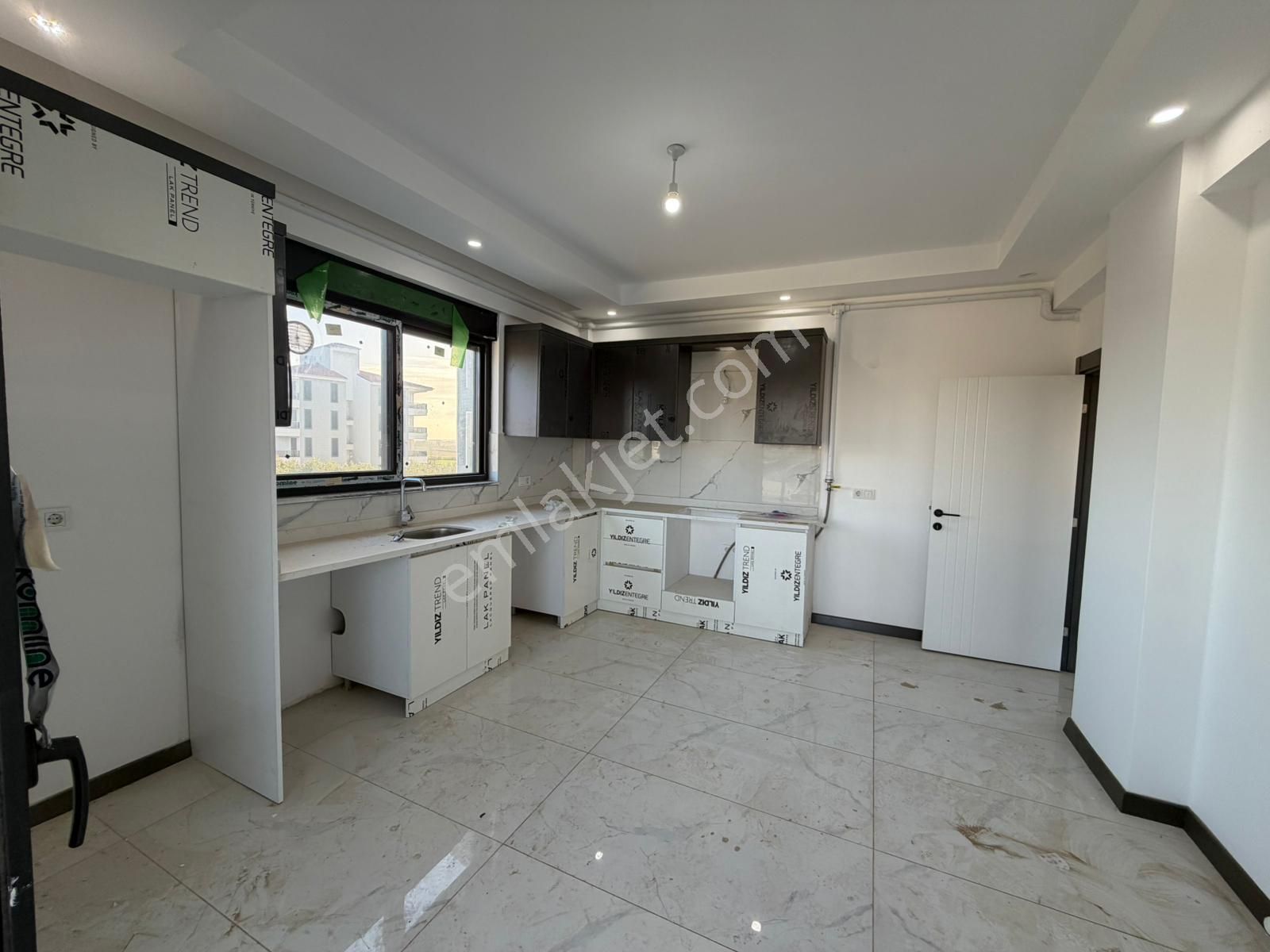 Gedik Mahallesinde Doğalgazlı 3+1 Site İçinde Kiralık Daire - Görsel 8