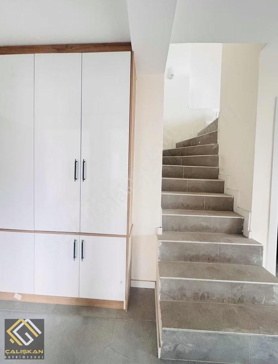 Sıfır/teraslı/manzaralı/ Ana Cadde Üzerinde/yerden Isıtma 4+1 - Görsel 3