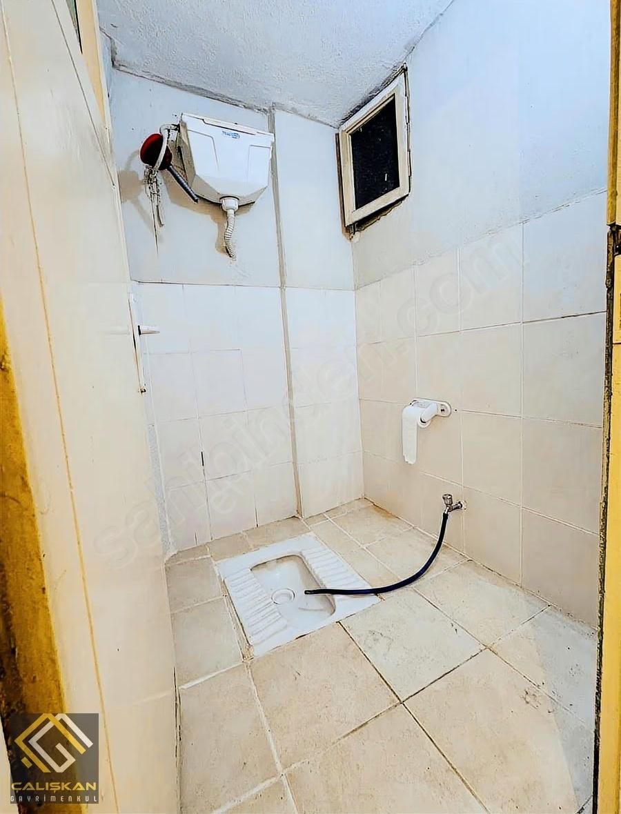 Halk Caddesi/otogar Tarafı/arakat/asansör/sıfır Parke Ve Kombi - Görsel 2