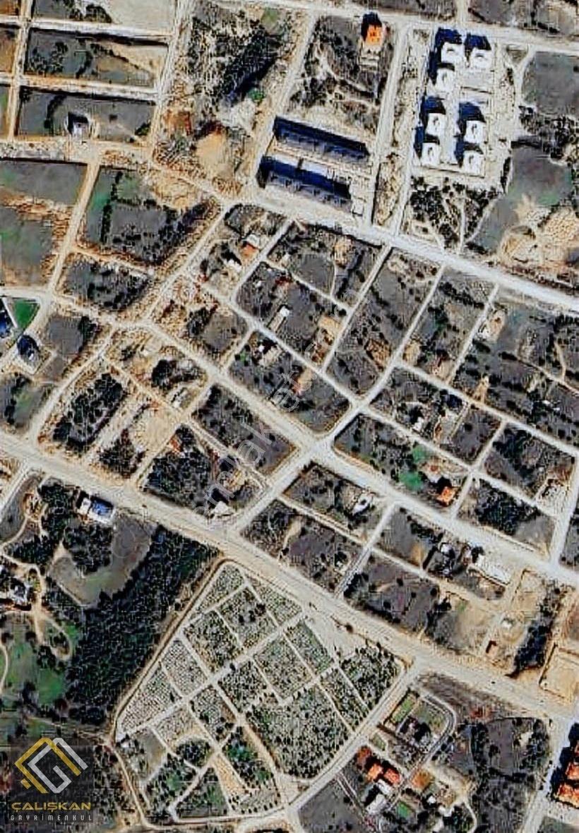 Çakmak'ta Anayola Yakın 17 M Yol Cepheli 462 M² Satılık Arsa