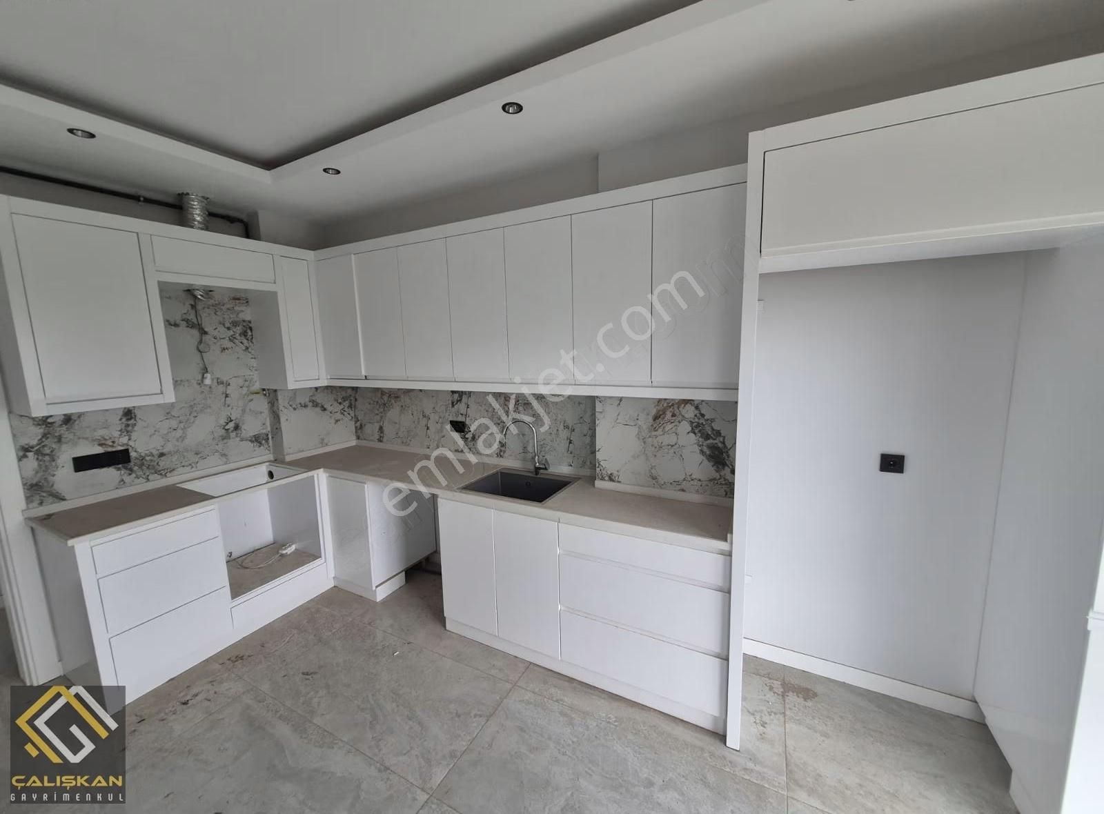 Çalışkandan Yeni Şafak Mah Satılık 3+1 / 150 M2 / - Görsel 15