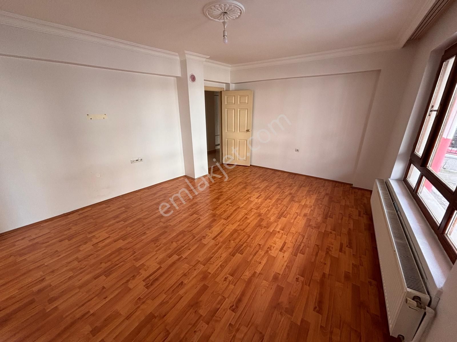 Şehit Kubilay Muhtarlık Yakını Masrafsız Geniş 2+1 Kiralık Daire***