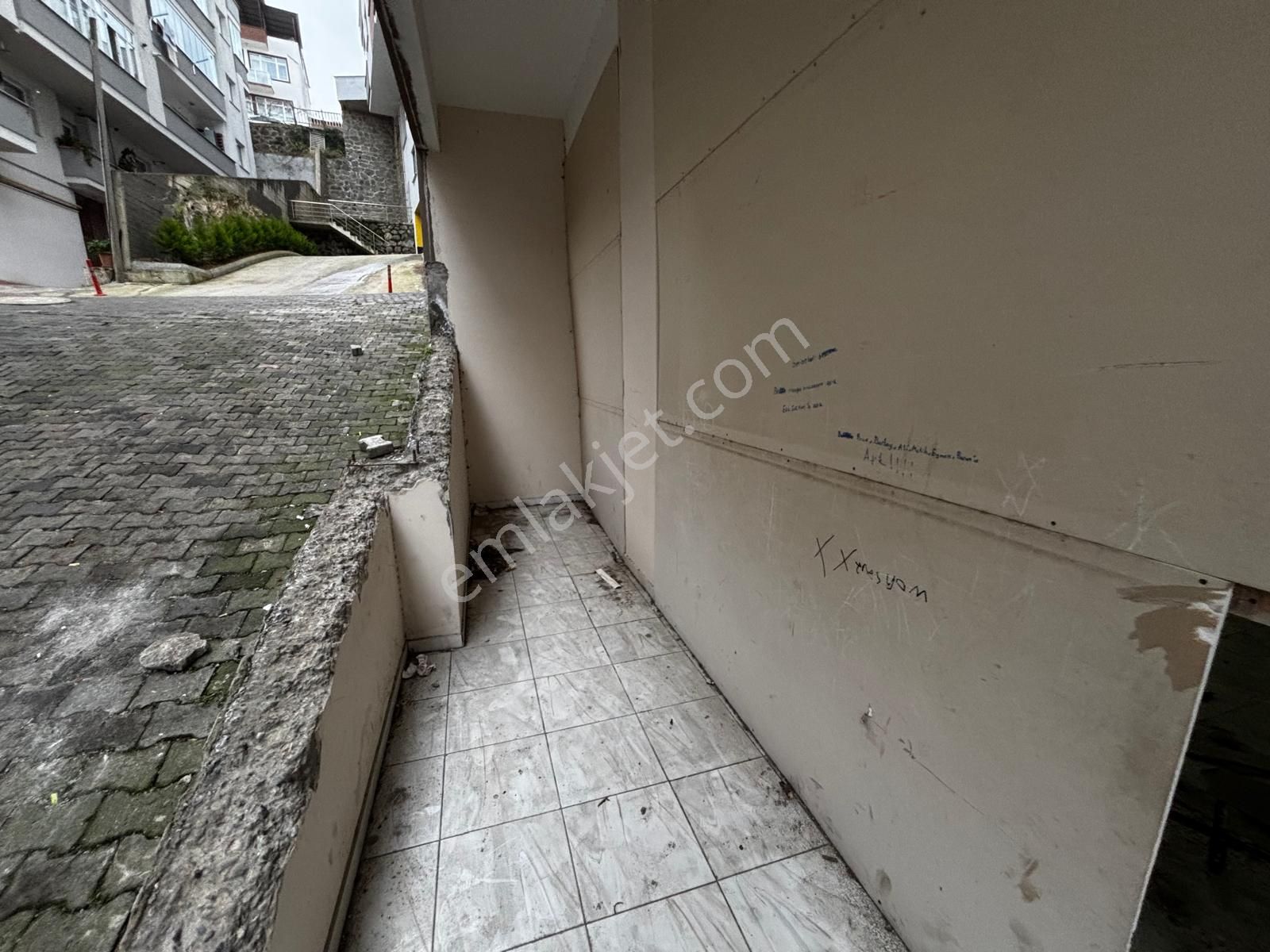 Dürbinar Mahallesi'nde Kiralık 75m² Dükkan - Deha Emlak - Görsel 4