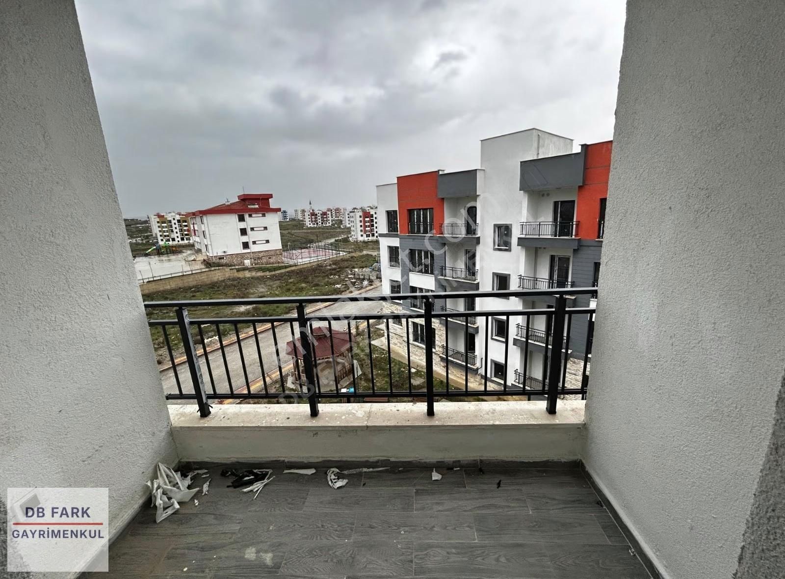 Seferihisar Yeni 2+1 | Çocuk Parklı | Sahile 4 Dk - Görsel 14