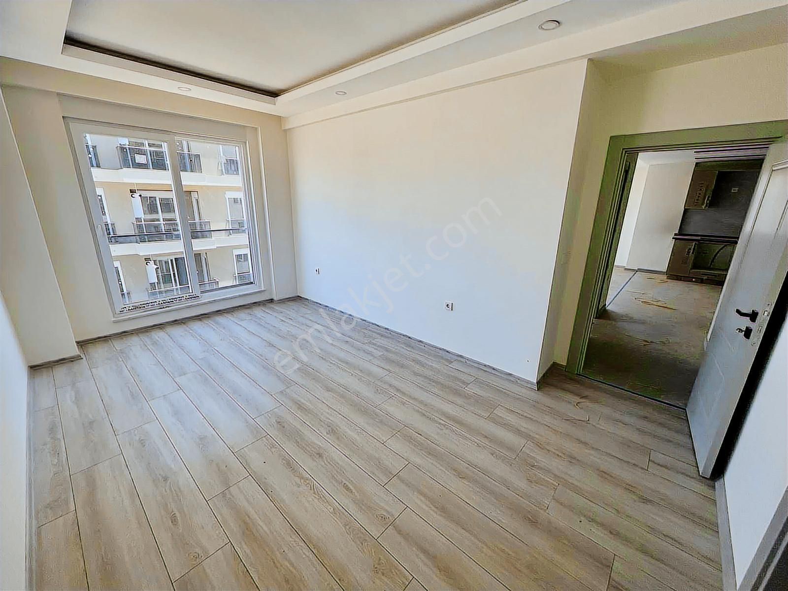 Havuzlu Sitede Yerden Isıtmalı 2+1 Arakat Kiralık - Görsel 3