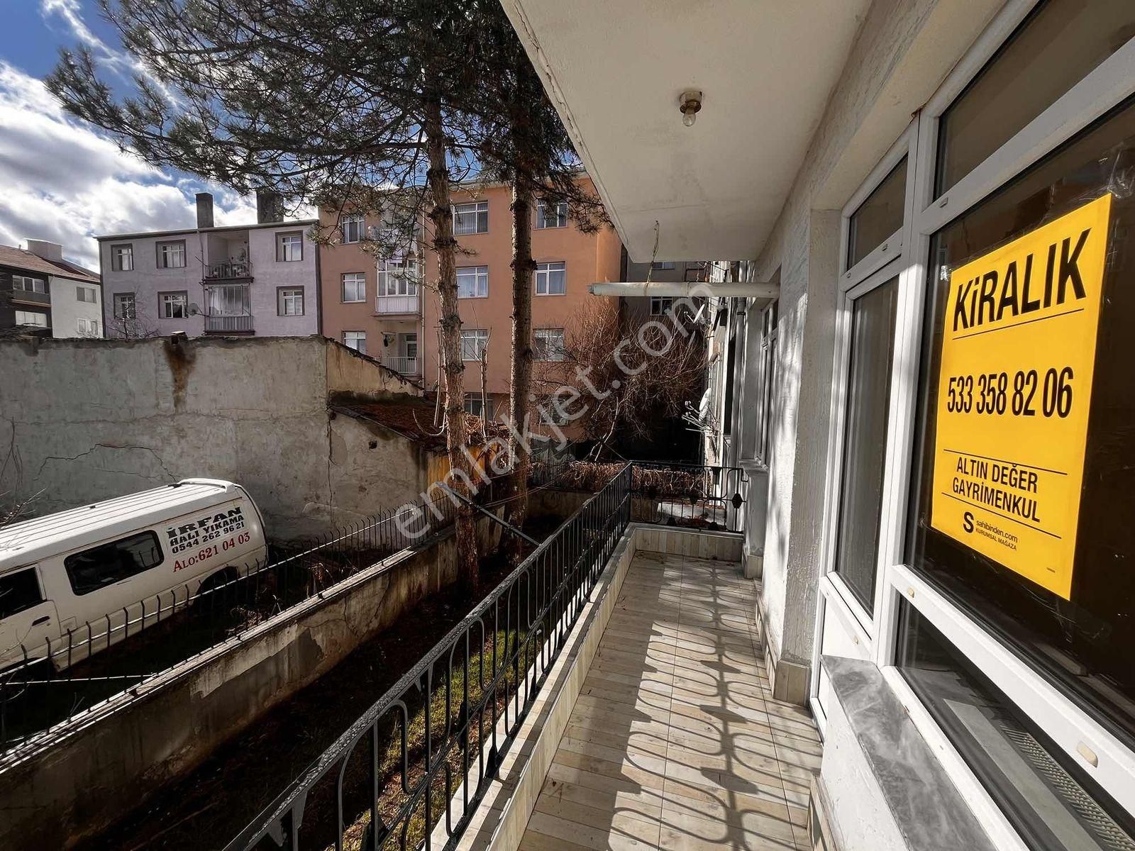 Yavuz Selim Caddesi Kiralık Ara Kat Daire