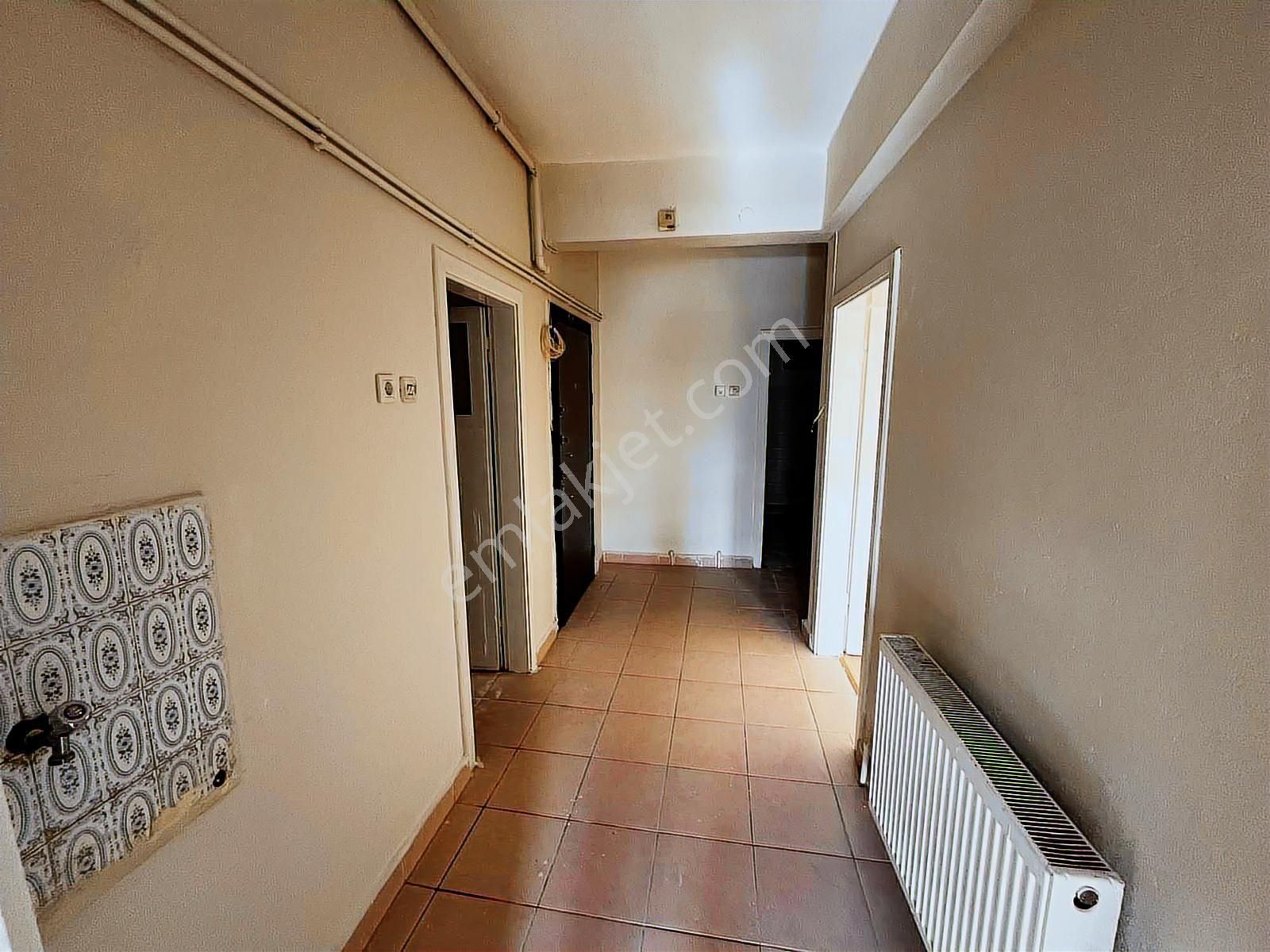 Yavuz Selim Caddesi Kiralık Ara Kat Daire - Görsel 7