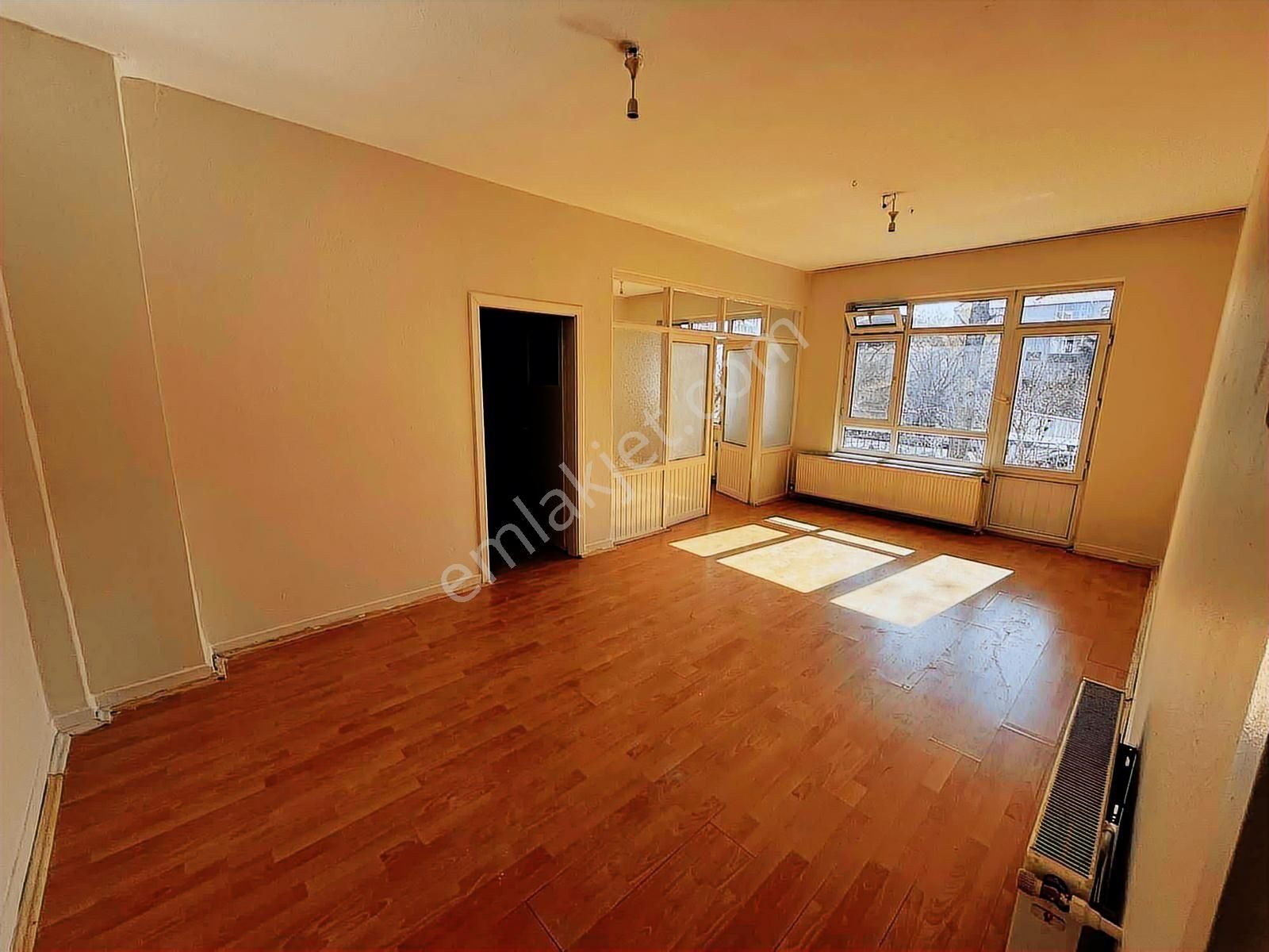 Yavuz Selim Caddesi Kiralık Ara Kat Daire - Görsel 4