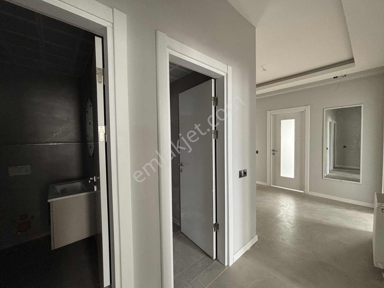 İstiklal Mahallesi Sıfır 3+1 Kiralık Daire - Görsel 12