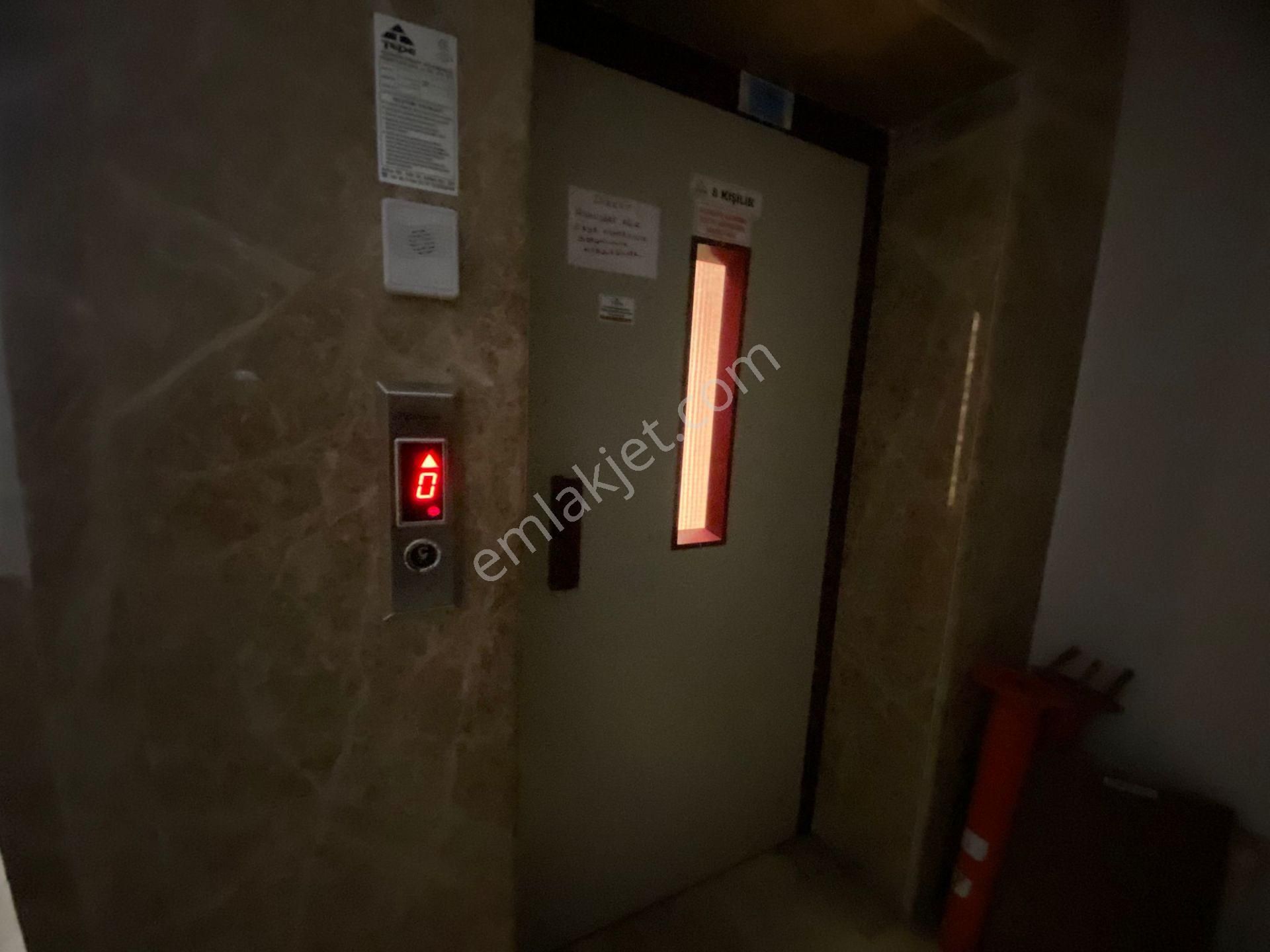 Mehmet Osman Cd Üzeri Köşe Arakat Asansörlü Fırsat 2+1 Daire Kk-5 - Görsel 21