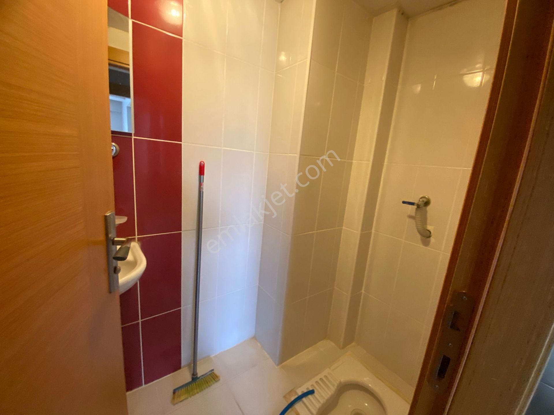 Mehmet Osman Cd Üzeri Köşe Arakat Asansörlü Fırsat 2+1 Daire Kk-5 - Görsel 17