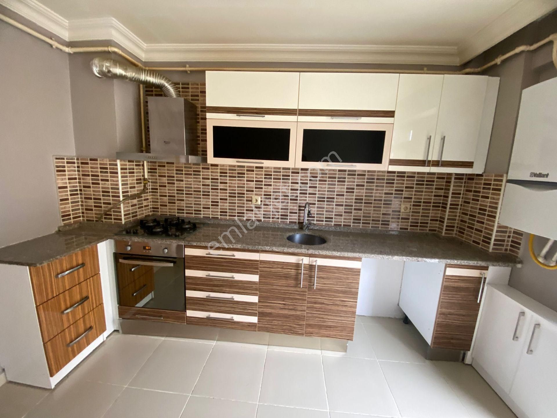 Mehmet Osman Cd Üzeri Köşe Arakat Asansörlü Fırsat 2+1 Daire Kk-5 - Görsel 3