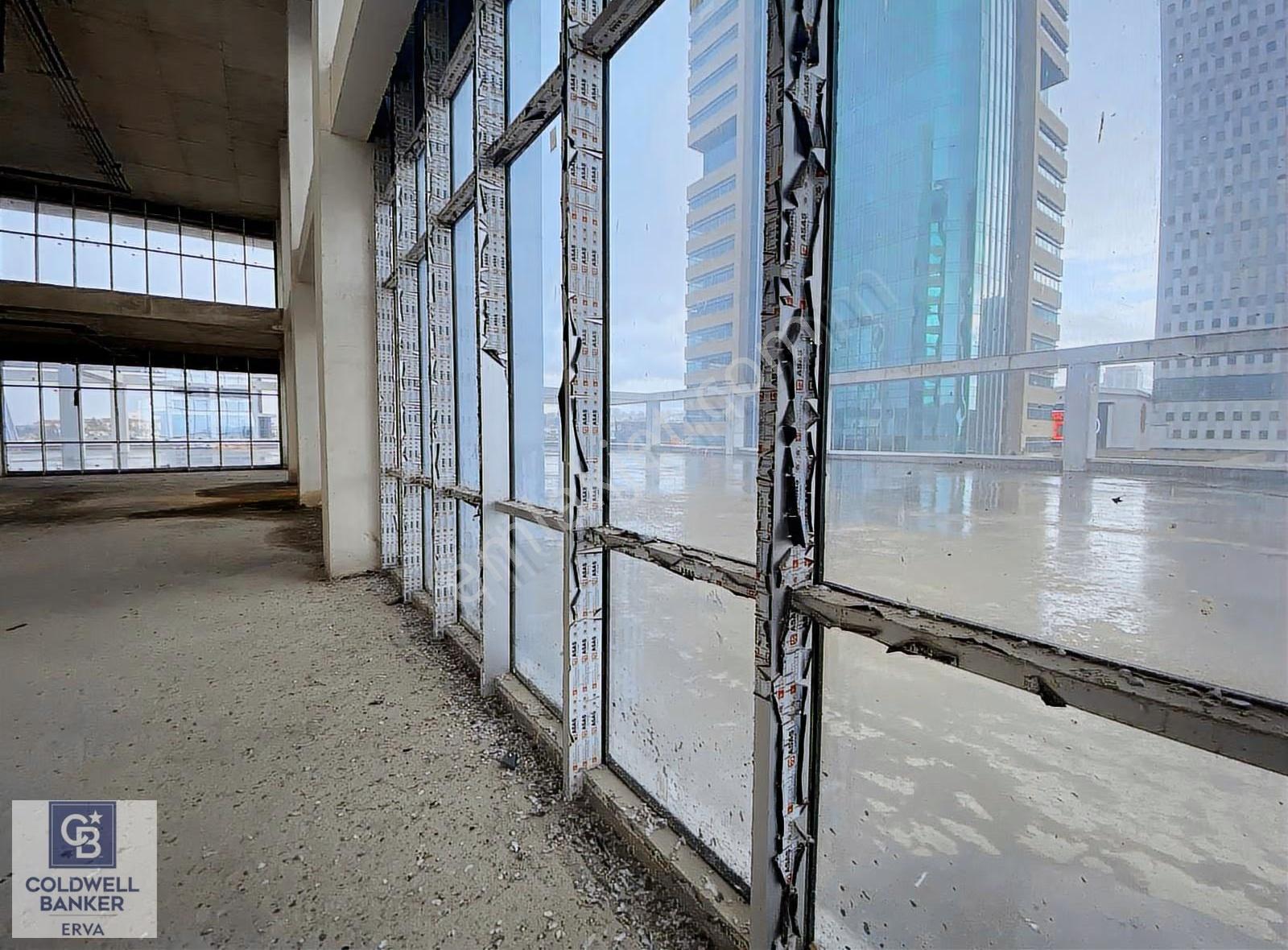 Konya Yolu Cepheli Plazada, Teraslı 750 M² Satılık İş Yeri - Görsel 35