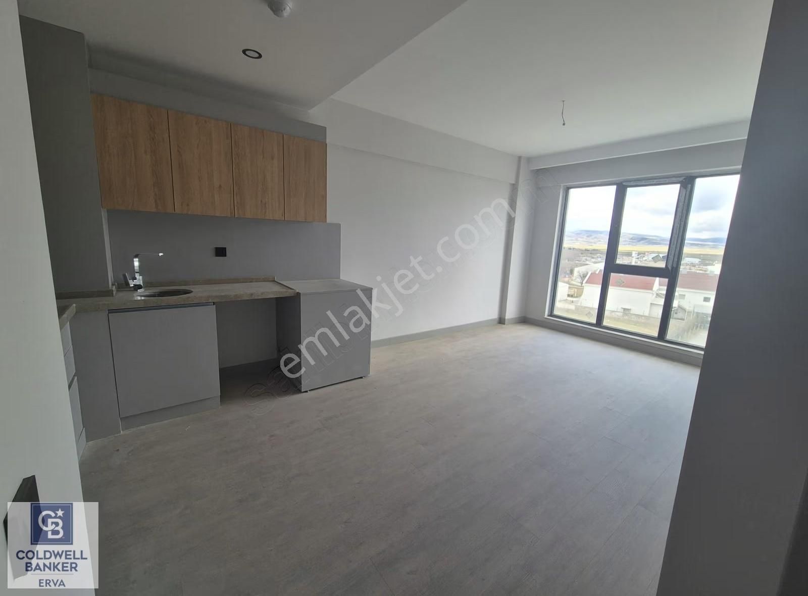 Esenboğa Havalimanı Yakınında Kiralık 1+1 Köşe Daire - Görsel 2