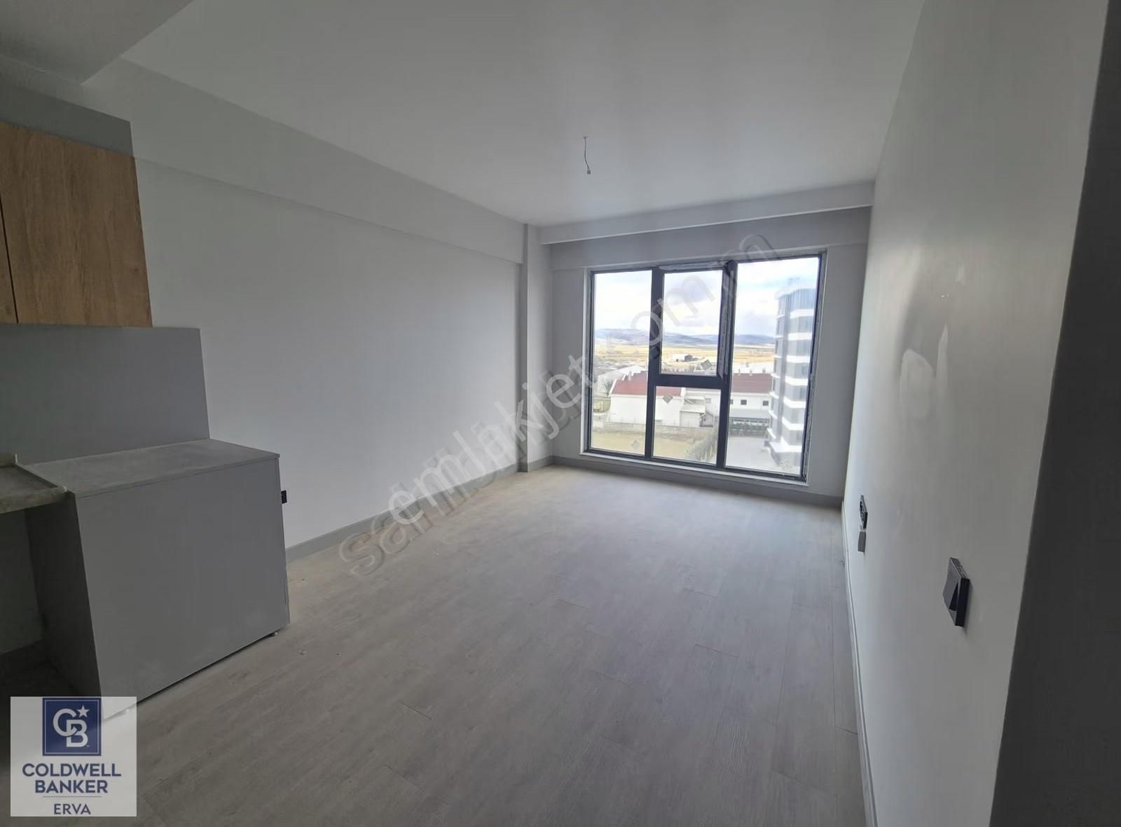 Esenboğa Havalimanı Yakınında Kiralık 1+1 Köşe Daire - Görsel 16