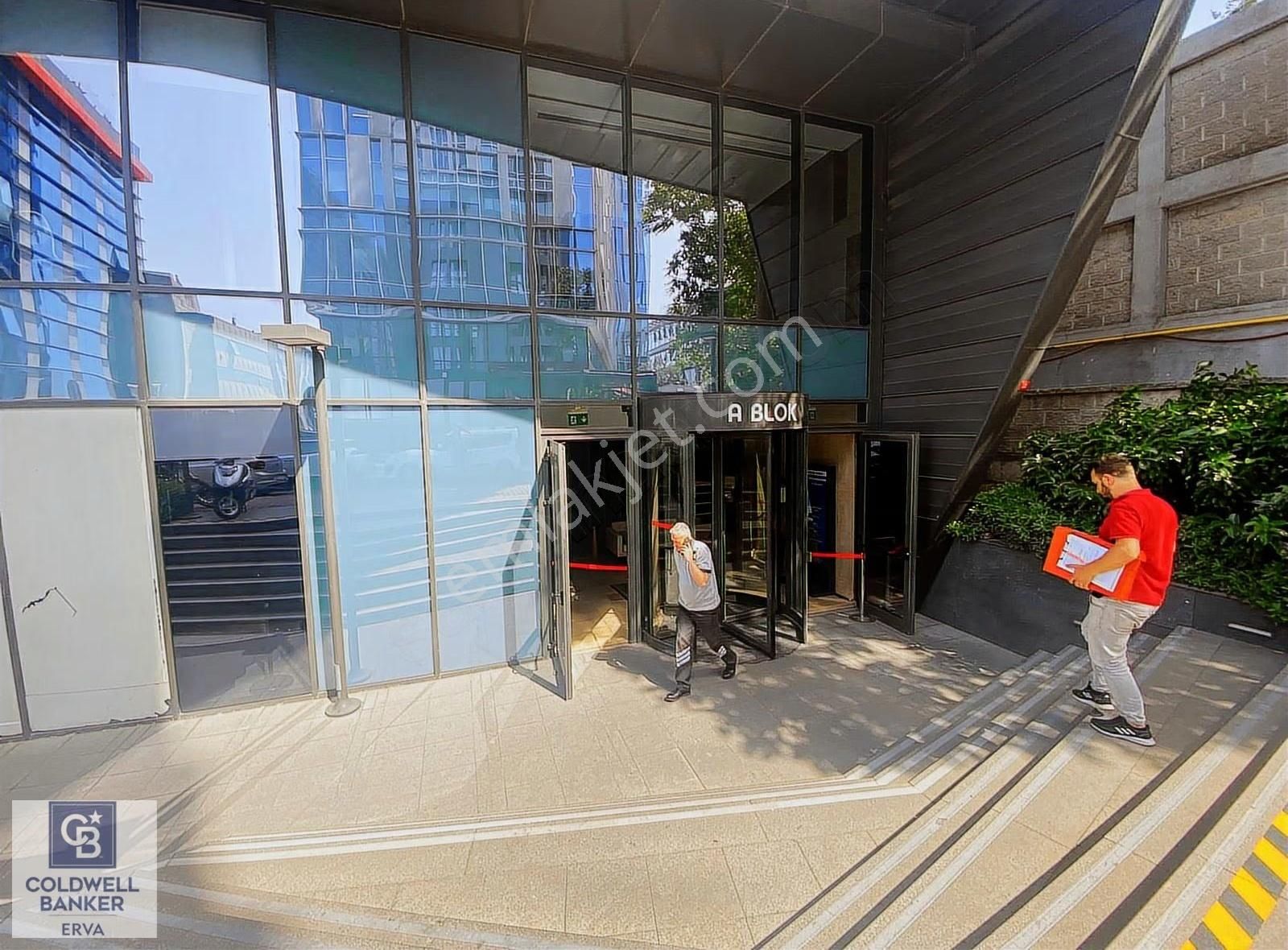 Nef 09 Plazada Metroya Çok Yakın Kiralık Ofis - Görsel 19