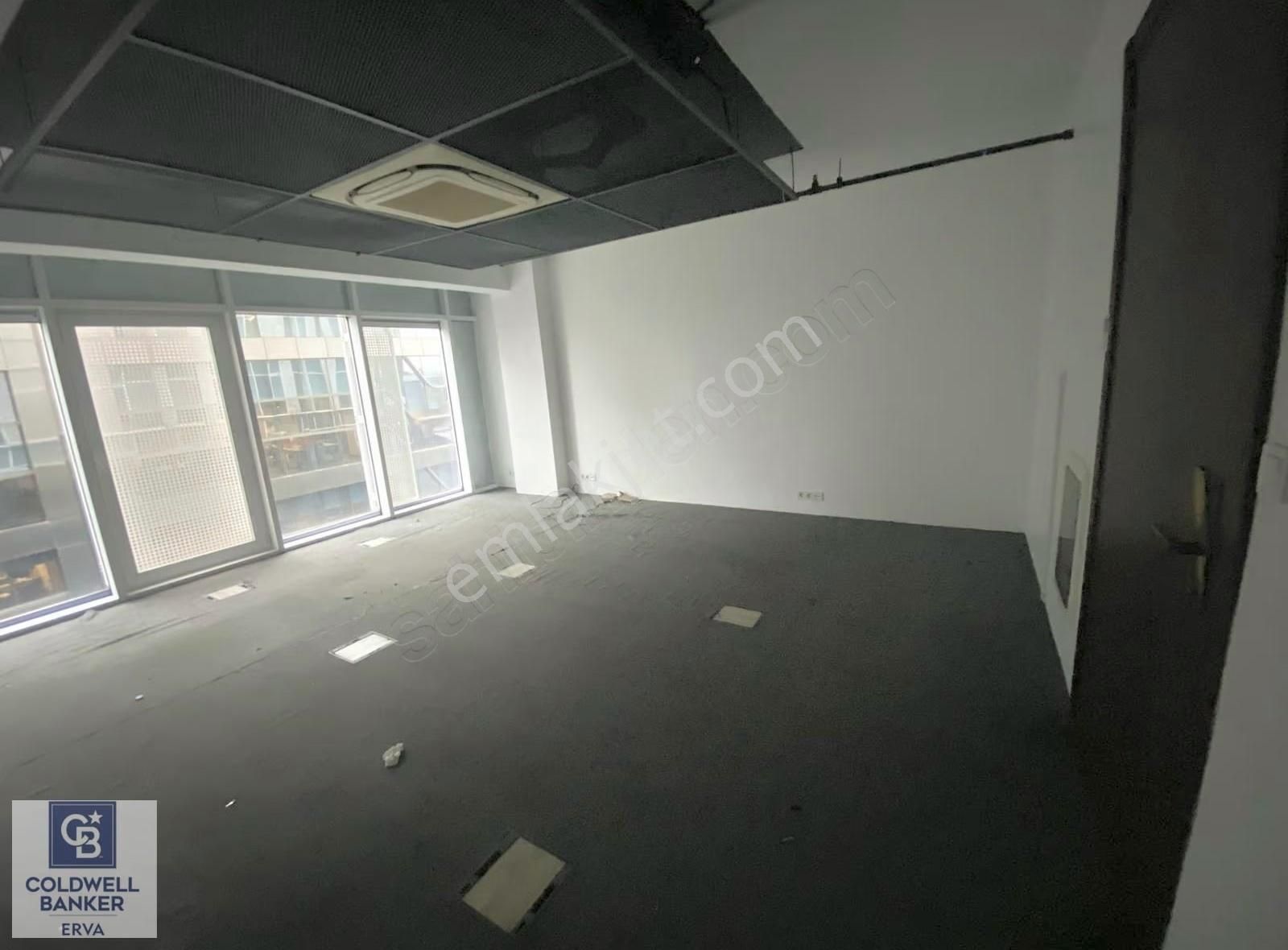 Nef 09 Plazada Metroya Çok Yakın Kiralık Ofis - Görsel 8