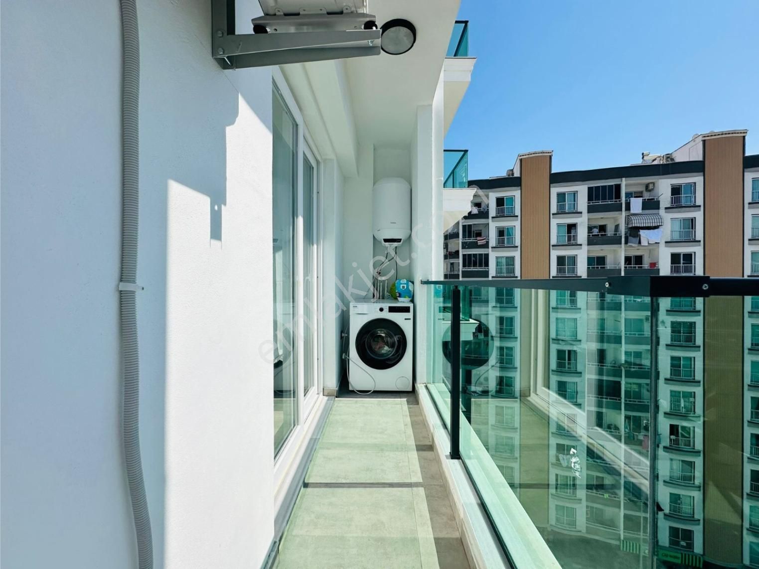 Ethereal'den Tömük'de Havuzlu Denize Yakın Eşyalı 1+1 Daire - Görsel 10