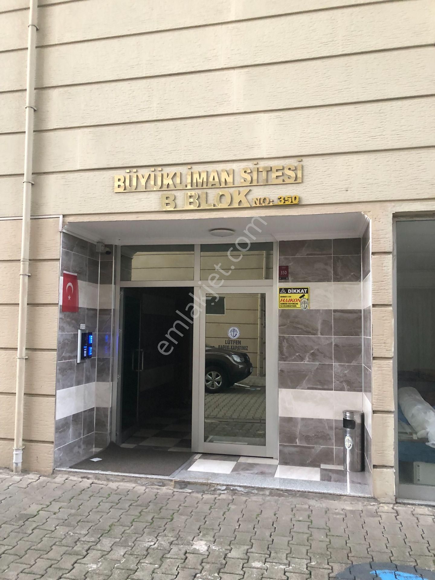 Büyükliman Sitesinde | 3+1 | 135 M² | Lüks Fırsat Satılık Daire!!! - Görsel 8