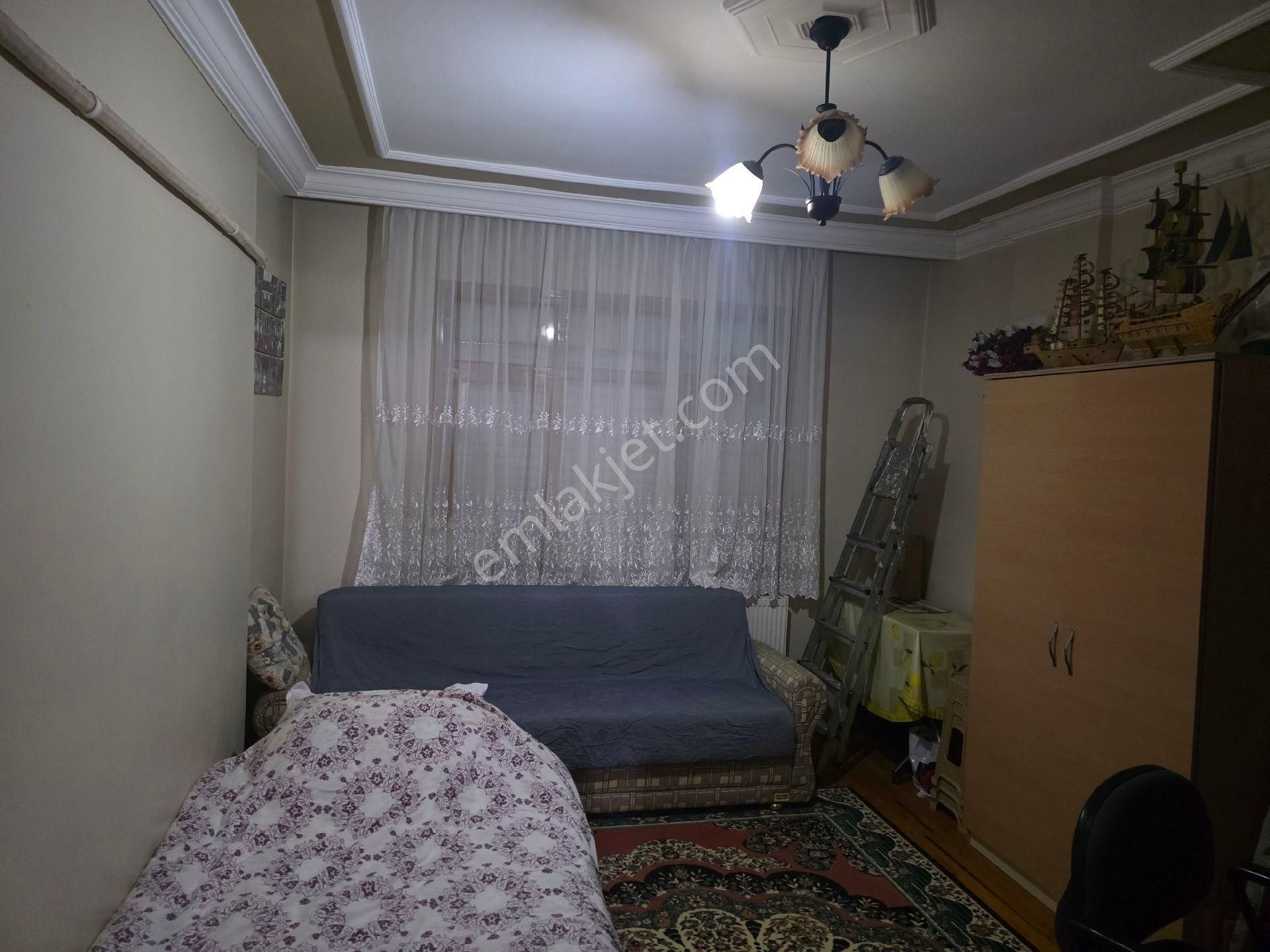 Aksoy Mah Kudret Demir Okulu Karşısında Arakat Daire - Görsel 16