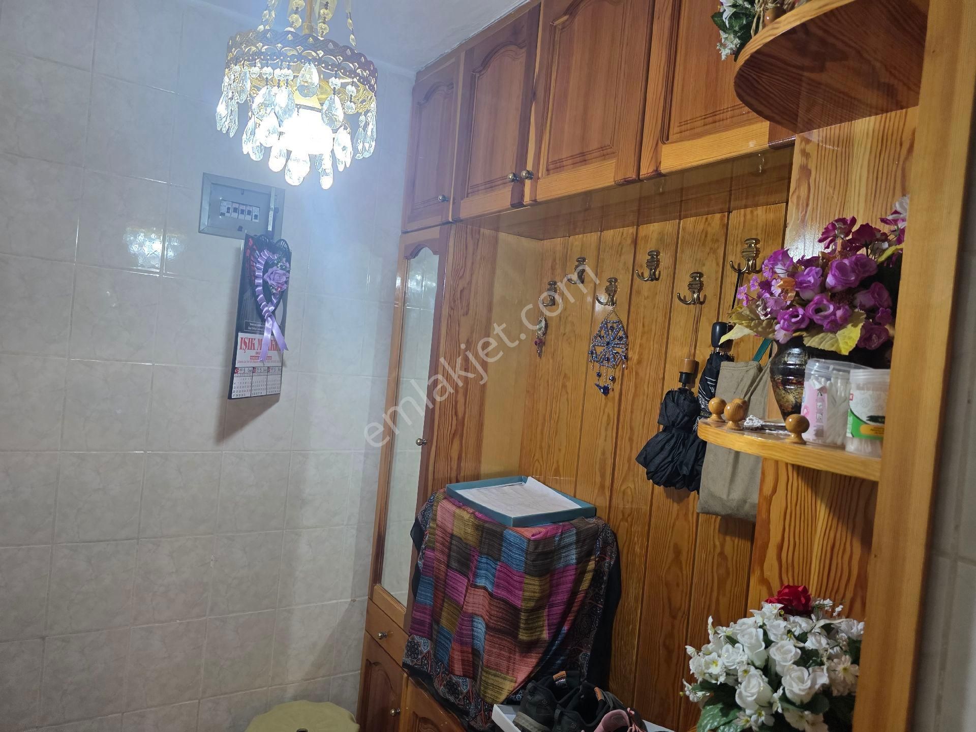 Aksoy Mah Kudret Demir Okulu Karşısında Arakat Daire - Görsel 4